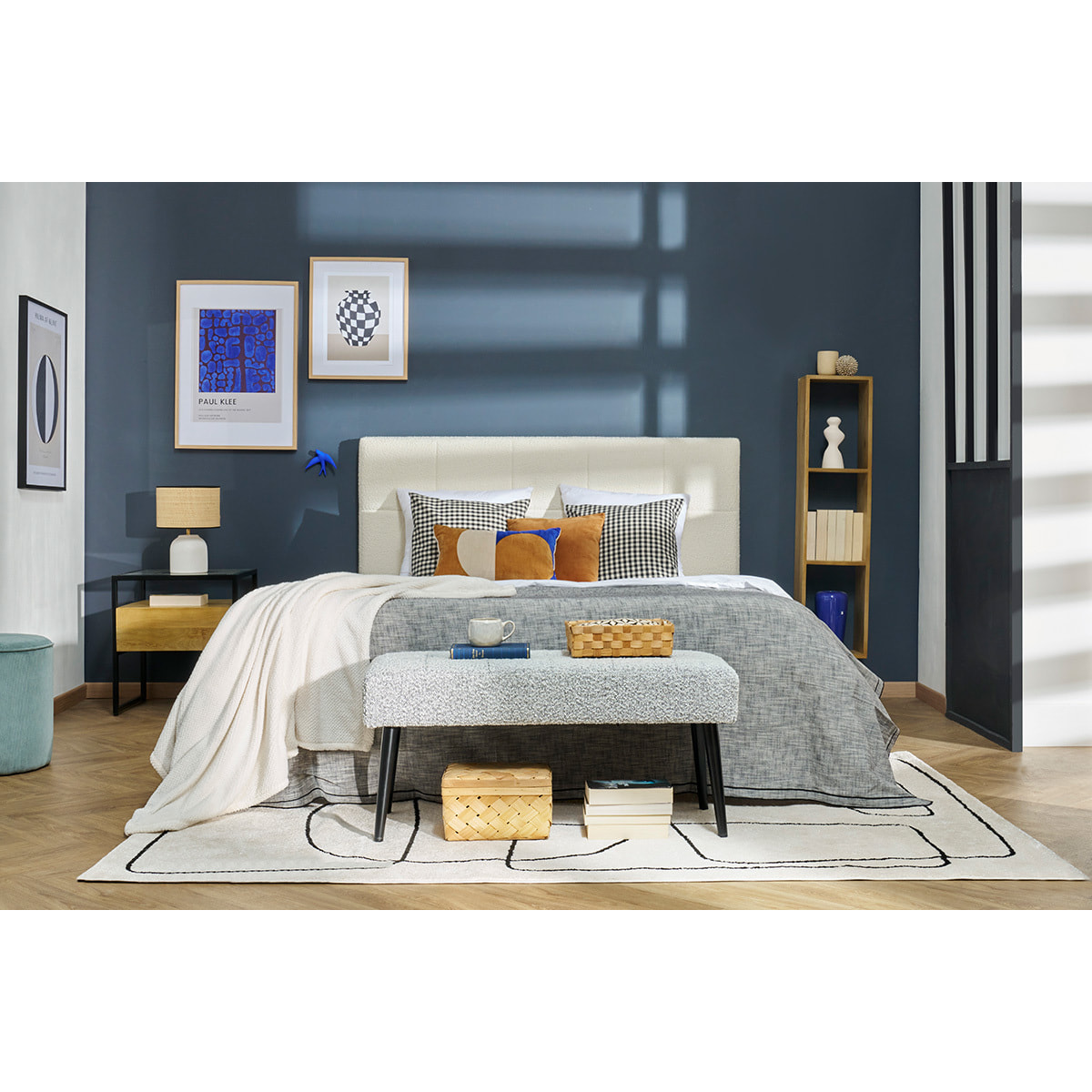 Banc design capitonné en tissu effet laine bouclée gris chiné et métal noir L96 cm GUESTA