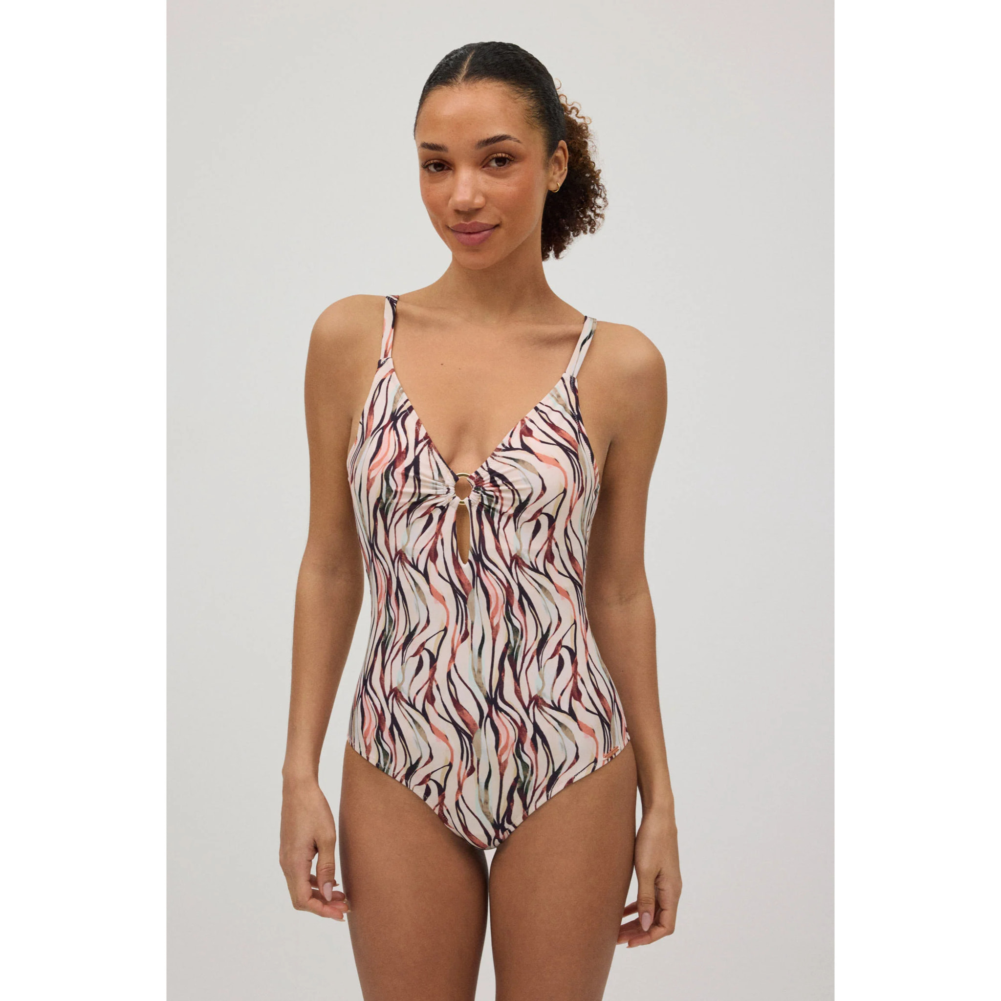 Costume modellante con dettaglio scollatura