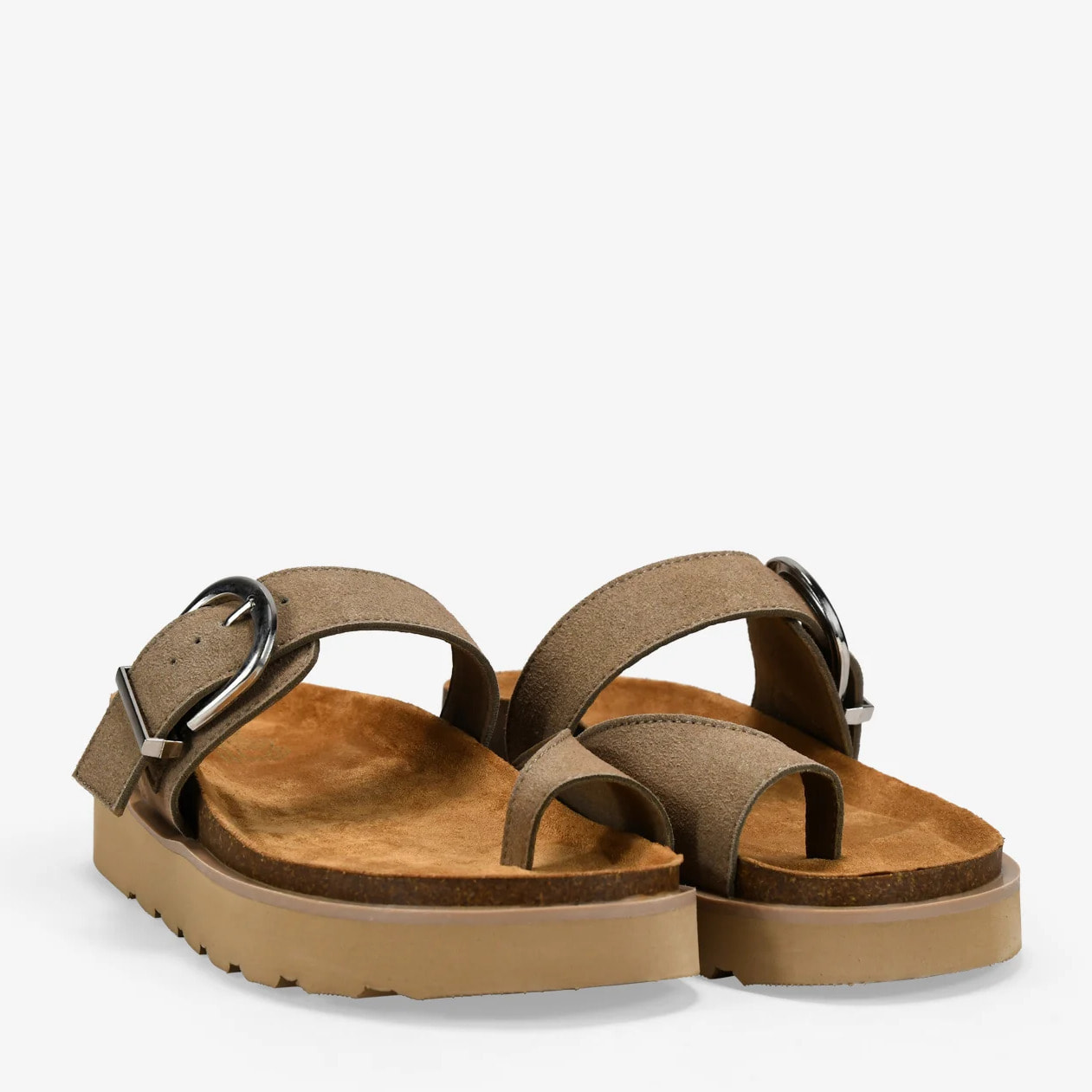 Sandalias de dedo arena piel con hebilla