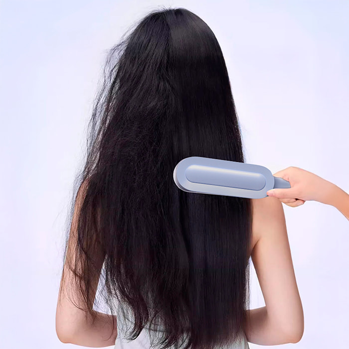 Spazzola lisciante per capelli con ioni negativi e 30W. 9 livelli di calore da 130°C a 210°C.