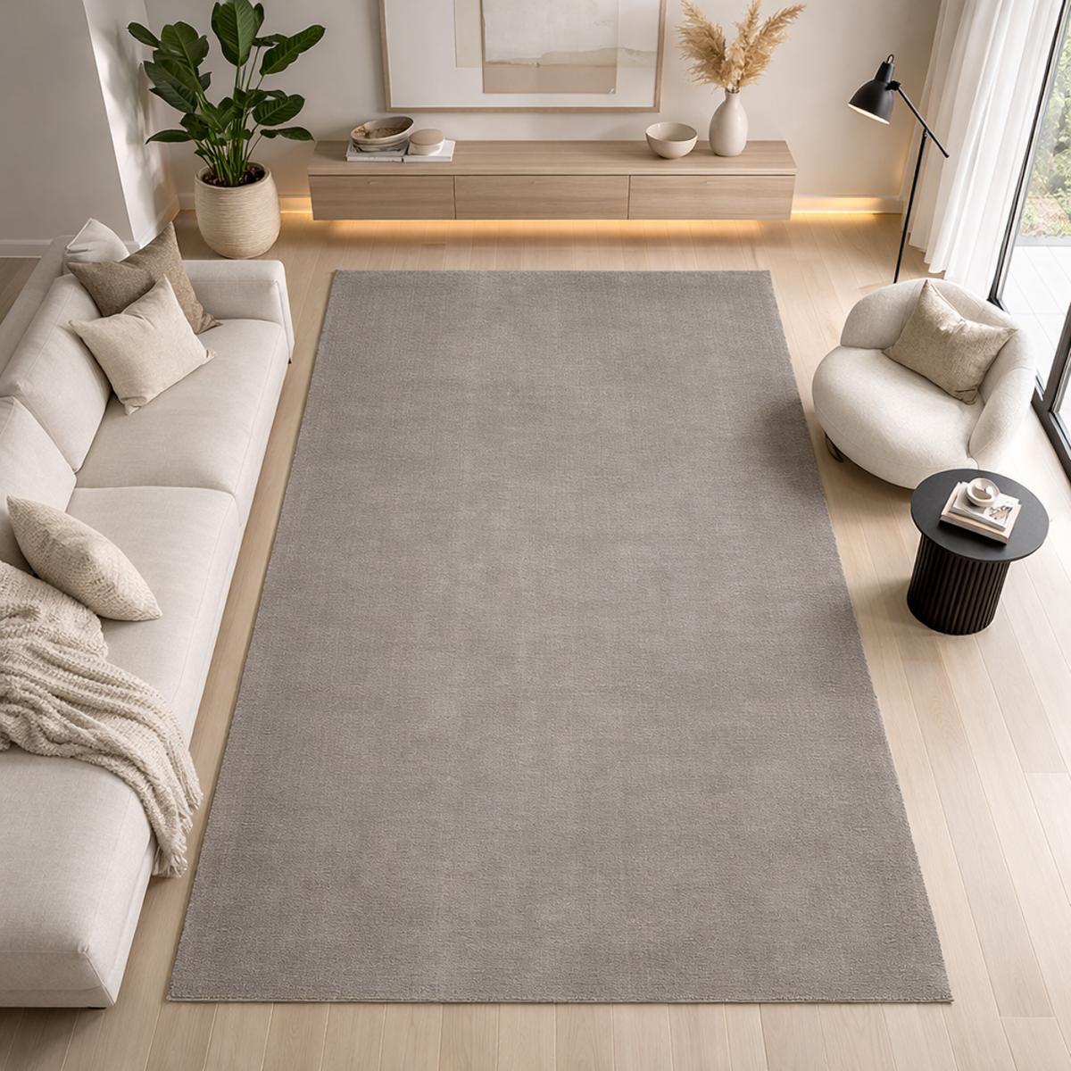 Tapis salon MITA, soft et soyeux, tapis uni à l'aspect Shaggy