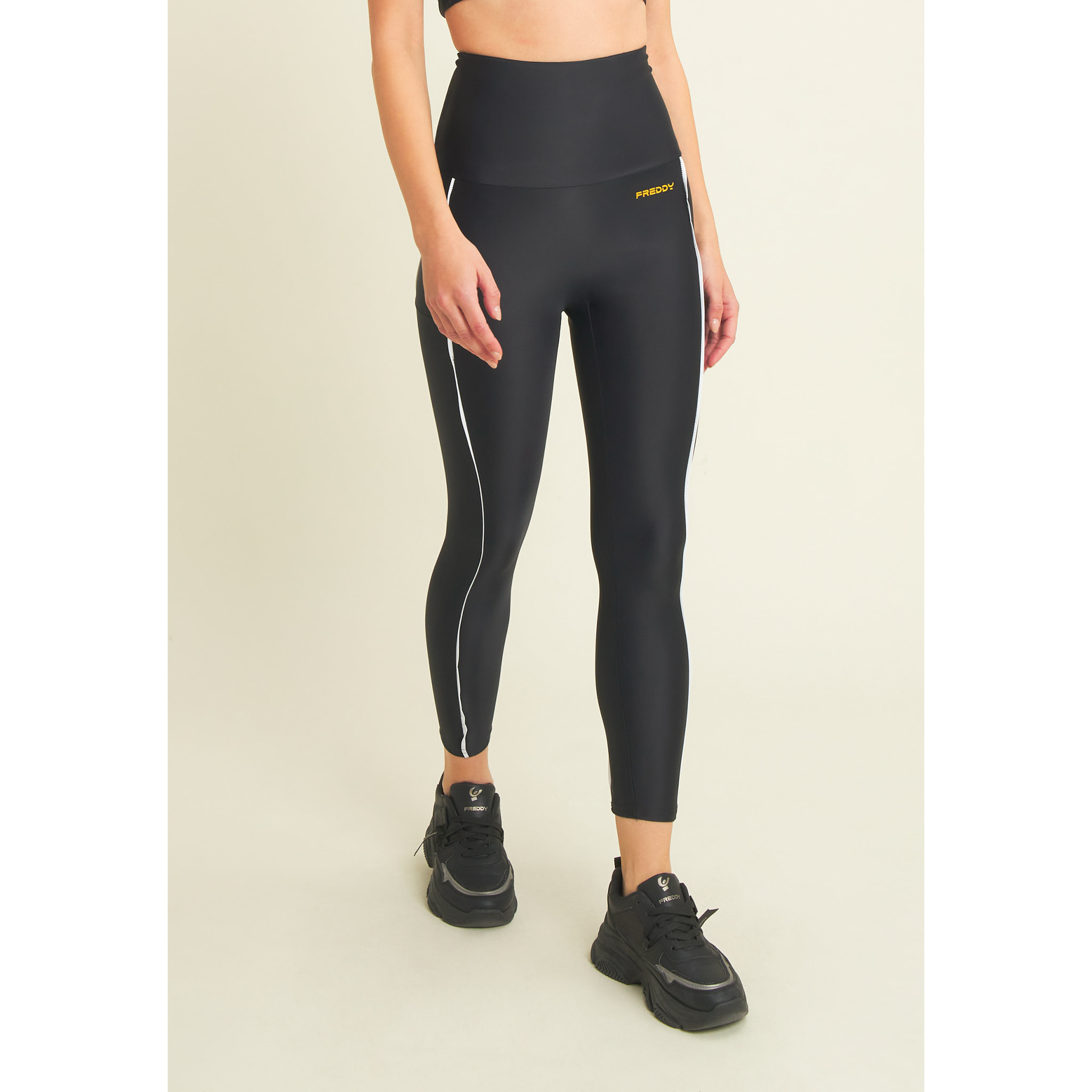 Leggings 7/8 con profili a contrasto e tasca laterale