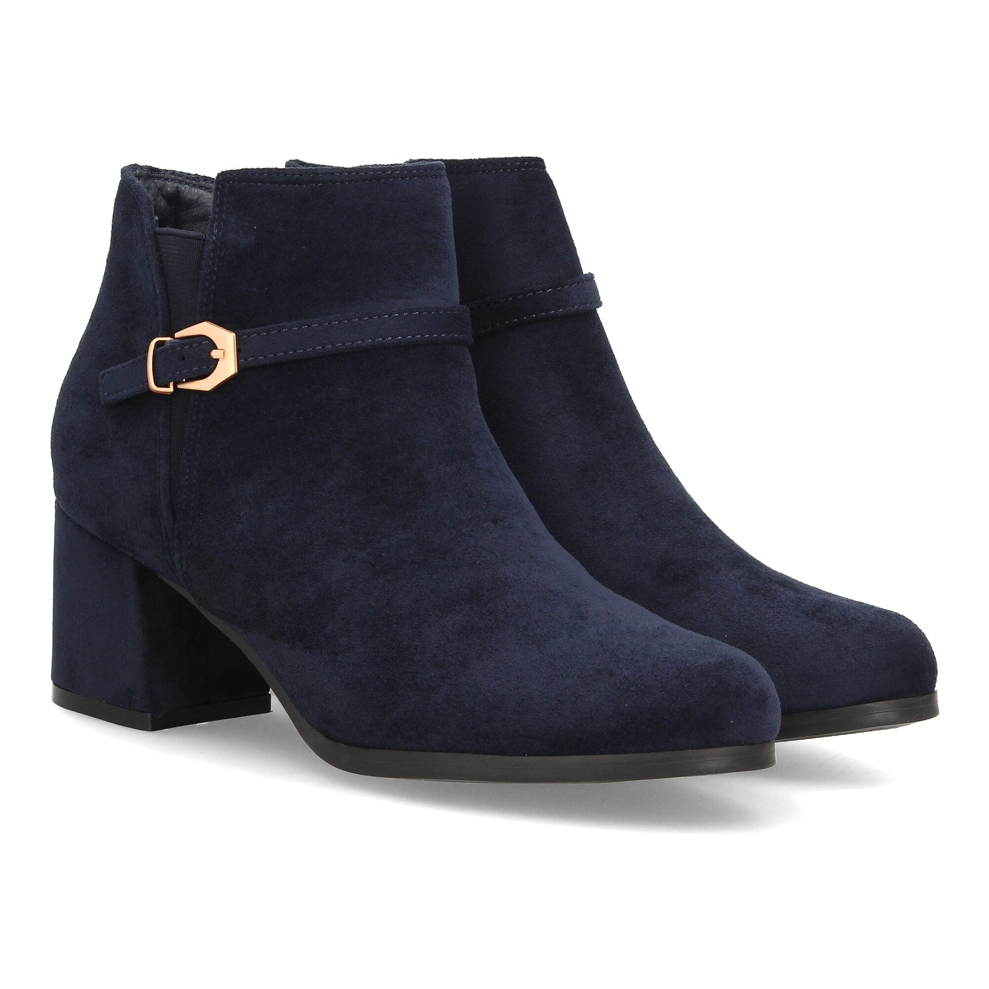 Botines elegantes con hebilla y tacon