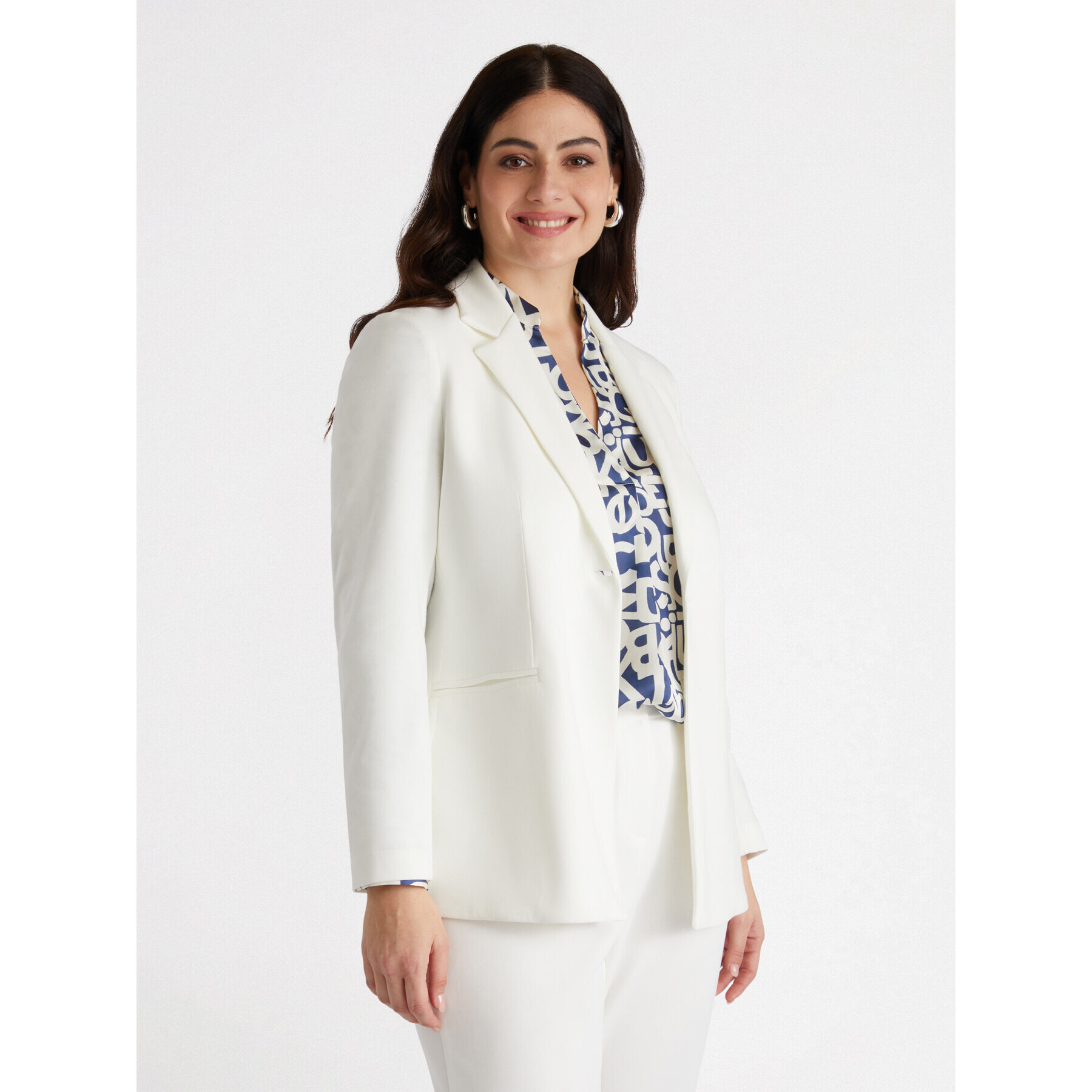 Fiorella Rubino - Blazer lungo in tessuto stretch con bottone - Bianco