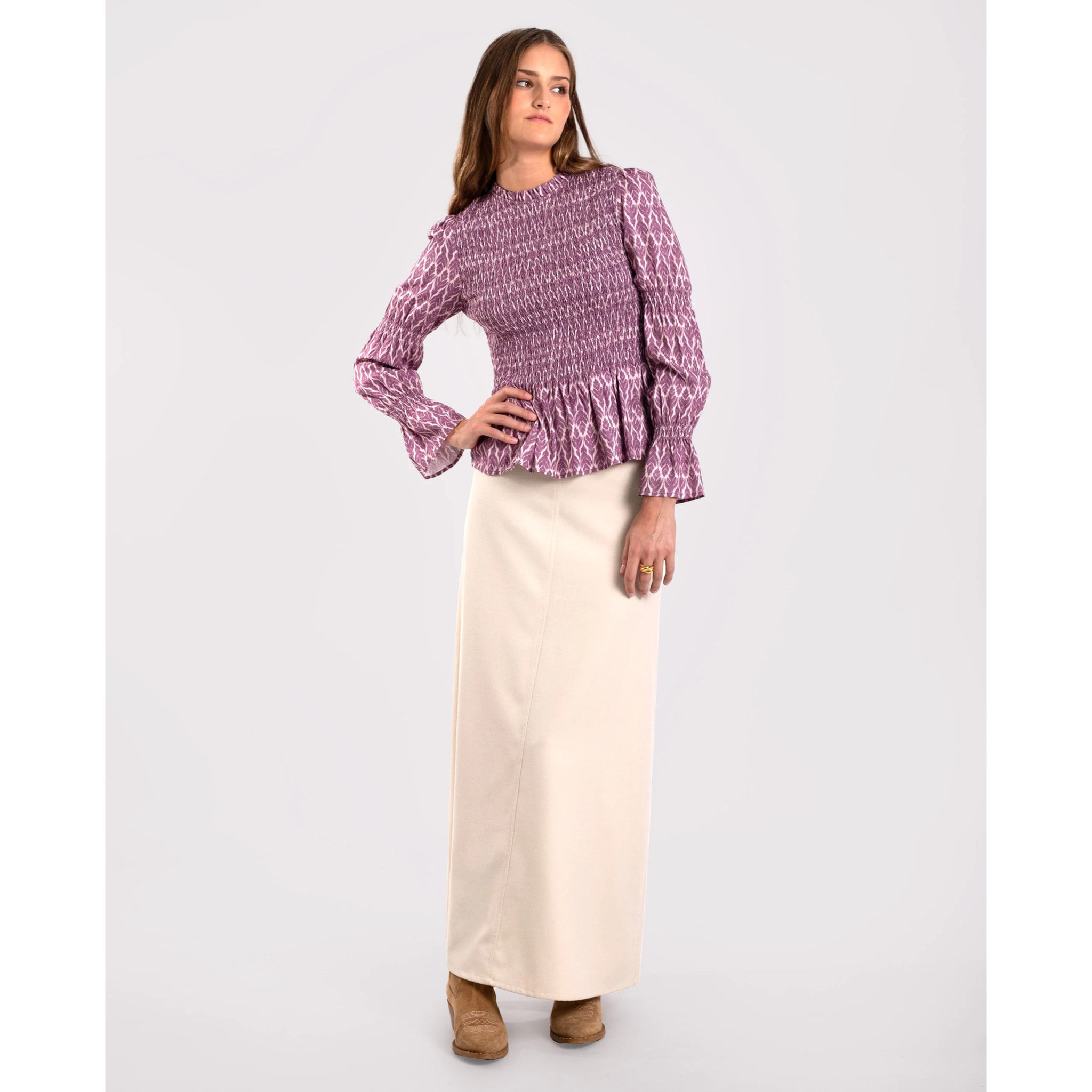 Falda larga de sarga