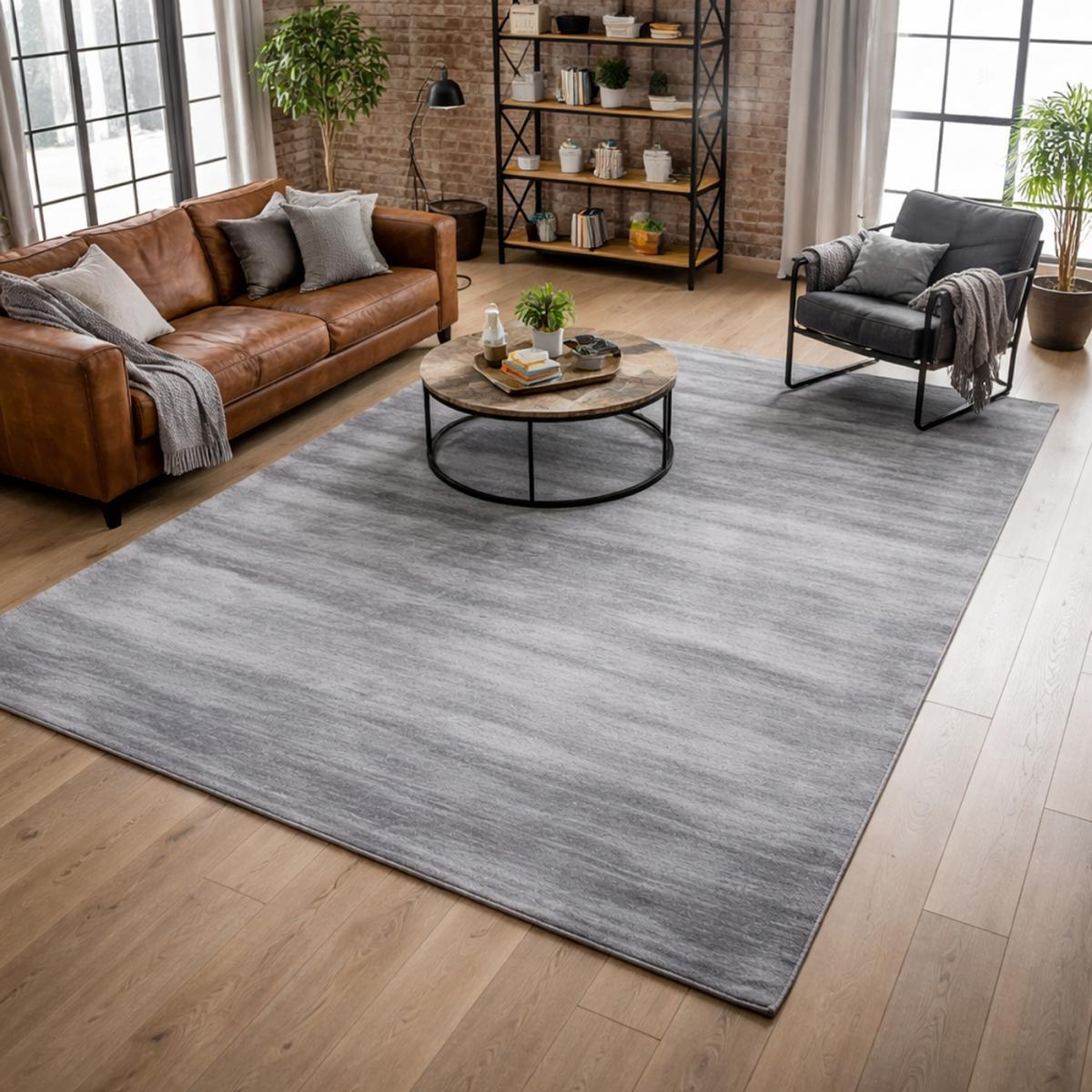 Tapis artisanal doux et soyeux tufté main en viscose