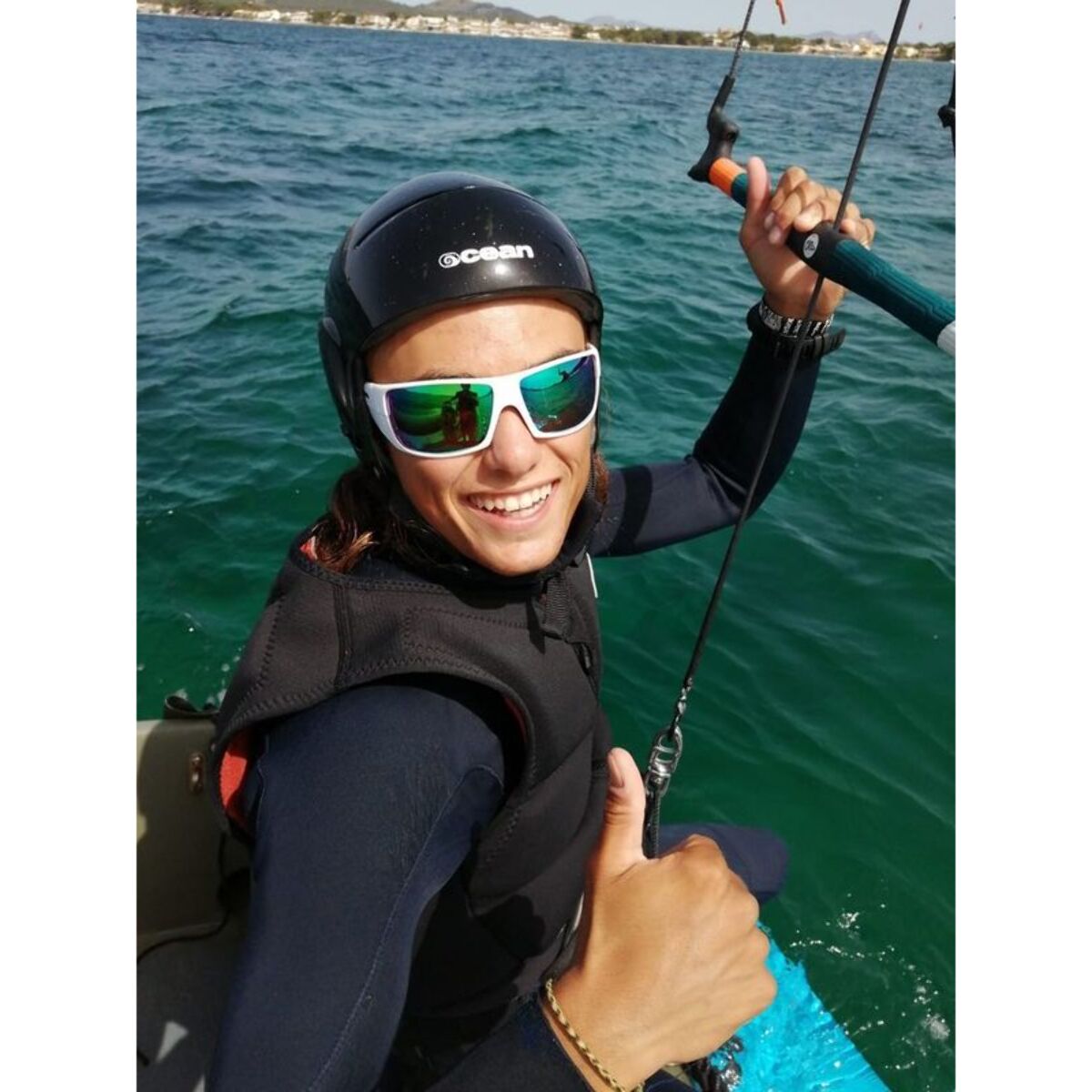 CASCOS PARA DEPORTES DE AGUA OCEAN BULL de color Negro