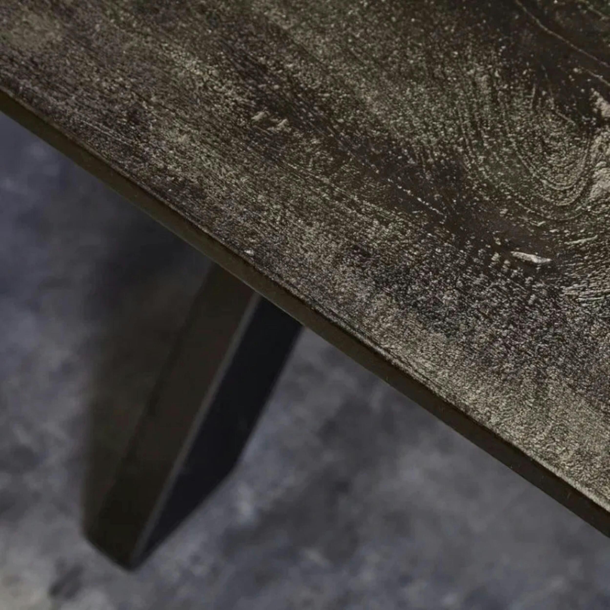 Table à manger noire en bois de manguier 180 cm ALVERA