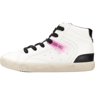 Zapatillas Niña de la marca GEOX  modelo J GISLI GIRL BLANCO