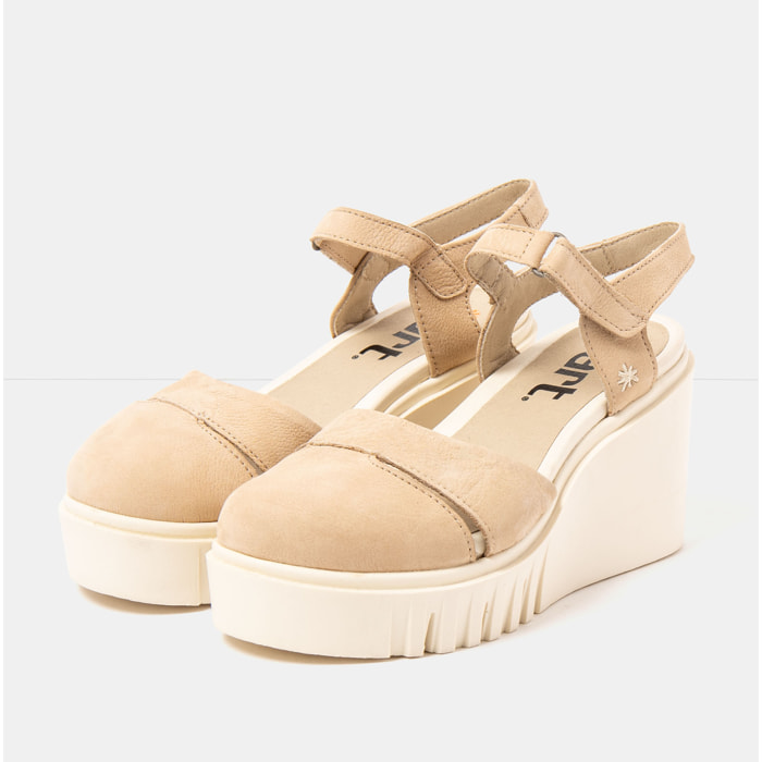 Sandalia de cuña 2083 NOBUCK CREAM/ CATANIA color Cream