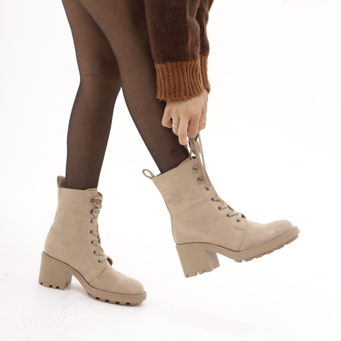 ANFIBIO CON TACCO TORTORA