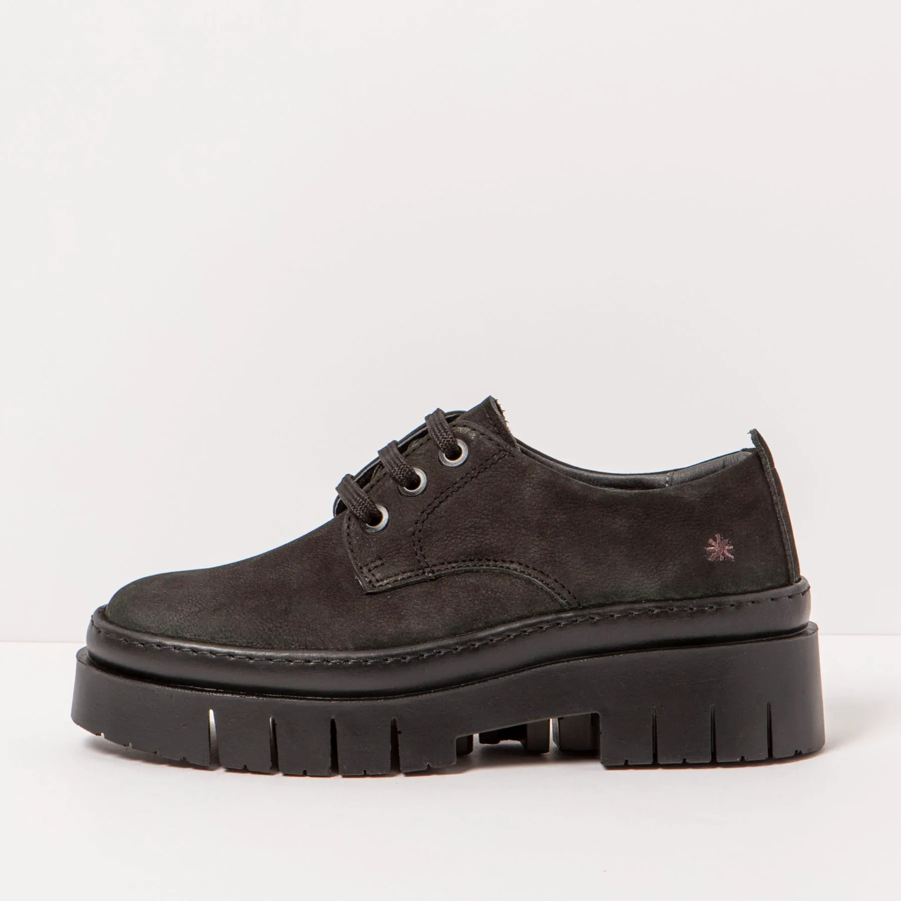Zapatos 1952 NOBUCK BLACK/AMBERES color Black