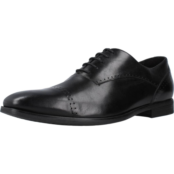 Zapatos de Vestir Hombre de la marca GEOX  modelo U NEW LIFE NEGRO