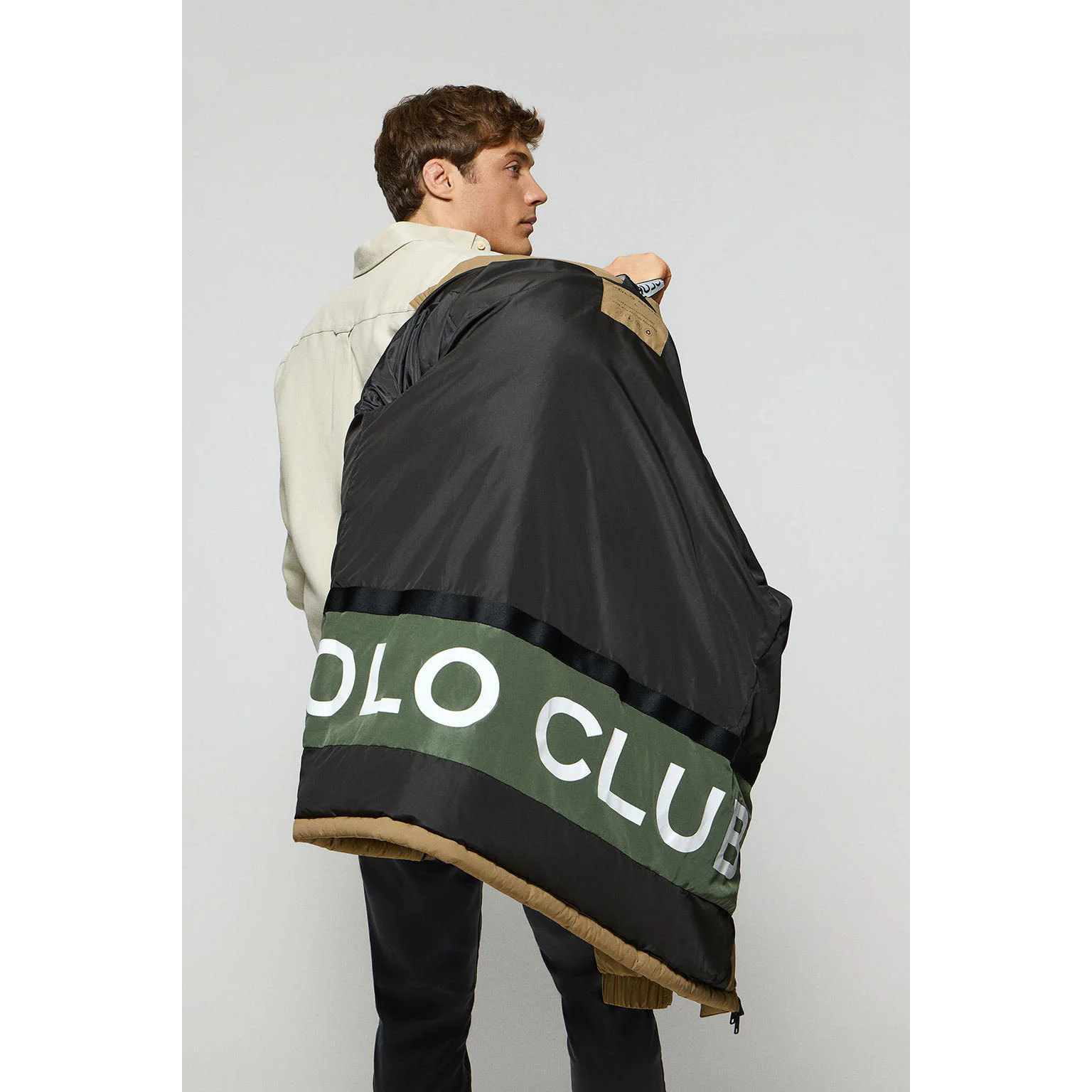 Chaqueta beige oscuro Midtown de capucha desmontable y detalles Polo Club