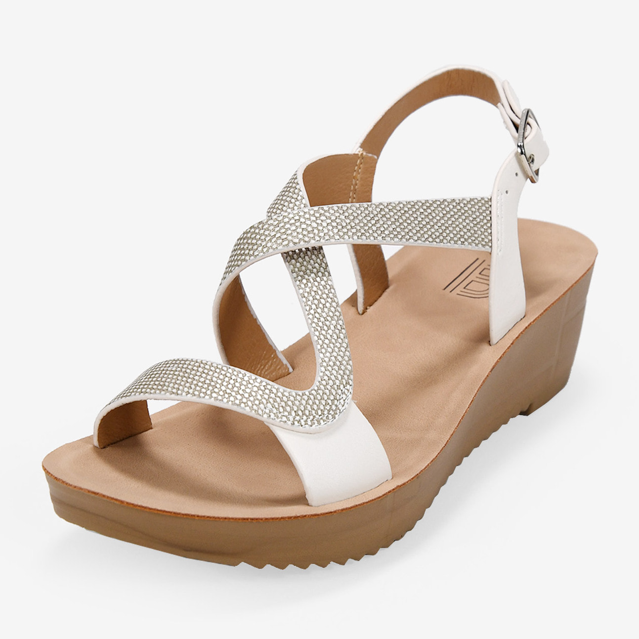 Sandalias beige con cuña