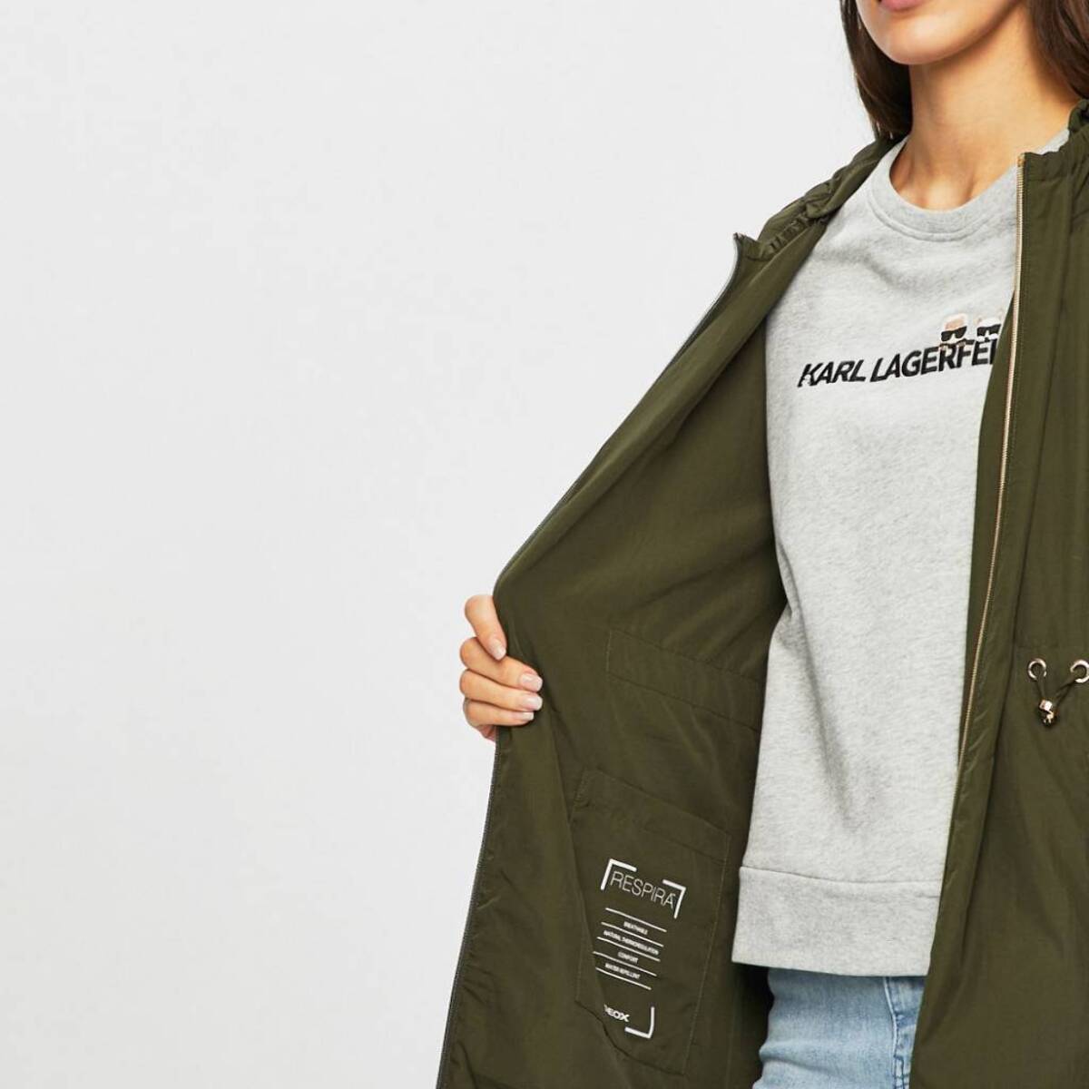Gabardina Mujer de la marca GEOX  modelo W9221Z T2557 VERDE