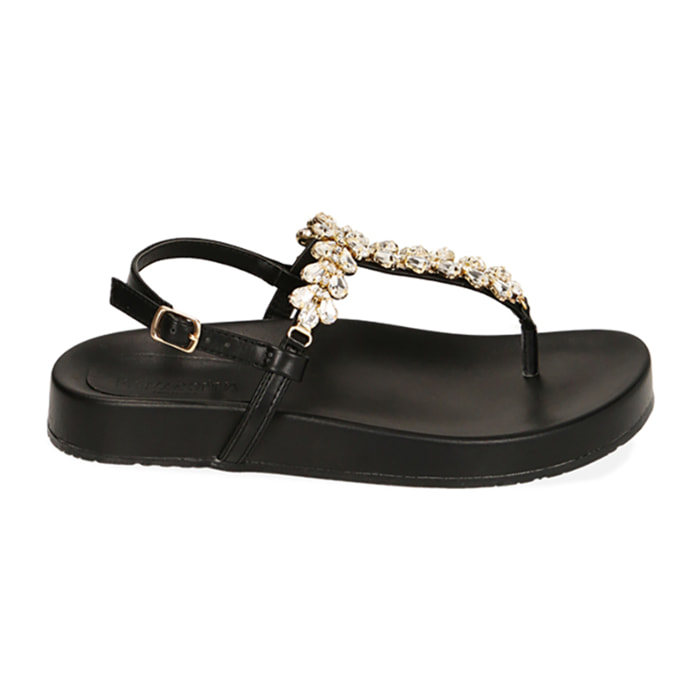 Sandalias planas con pedreria negras