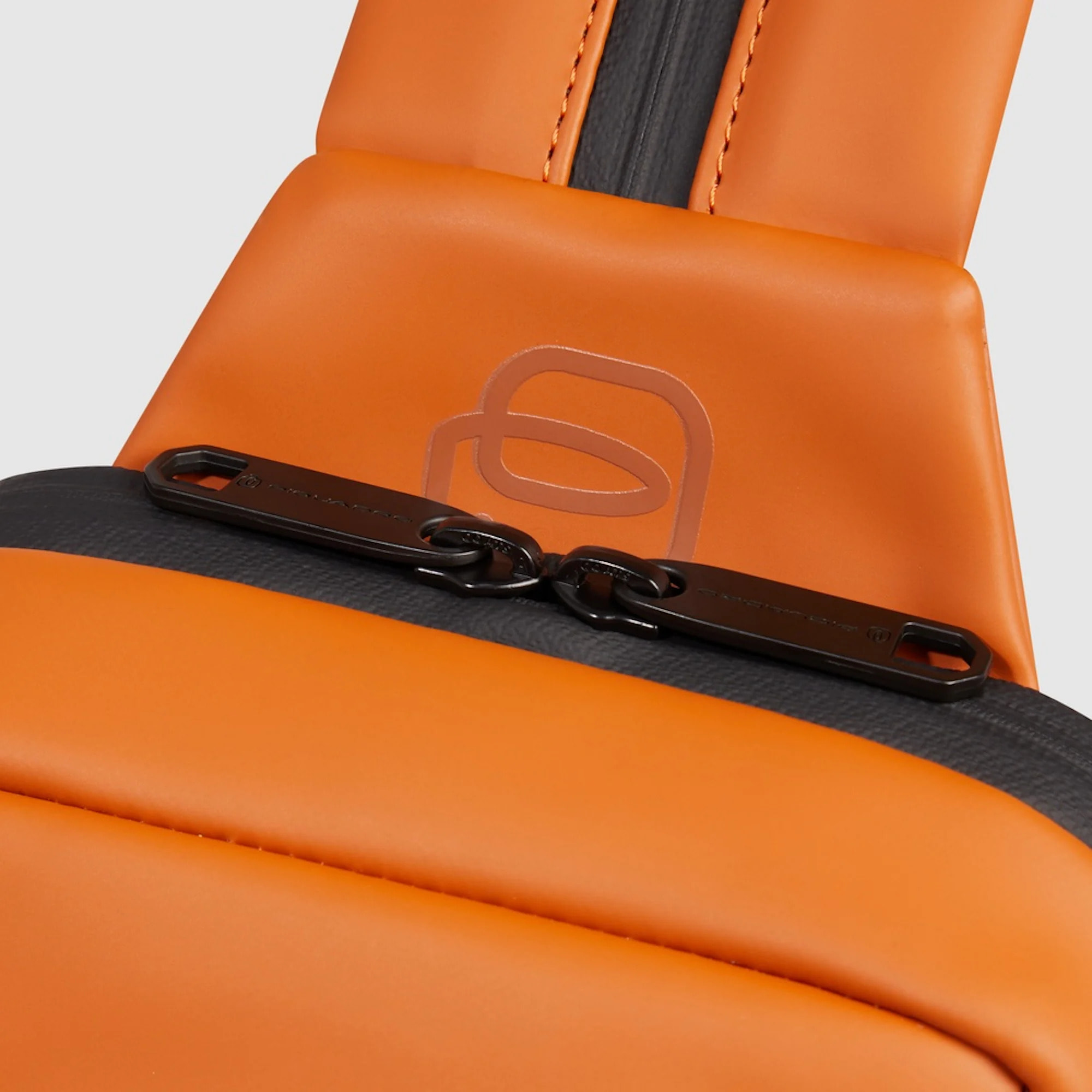 Piquadro Monospalla porta iPad®mini con protezione RFID e tasca per CONNEQU 4.0