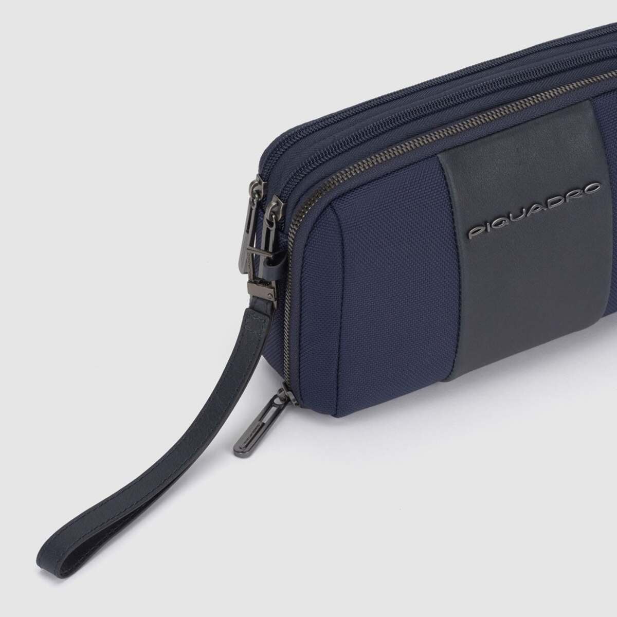 Piquadro Pochette uomo a due scomparti in tessuto riciclato