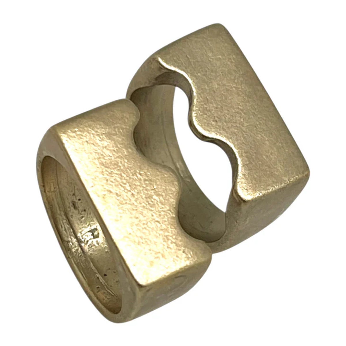 pareja de anillos Reina en dorado chapado latón