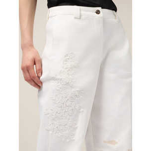 Oltre - Pantalones chinos de algodón con bordados florales - Blanco