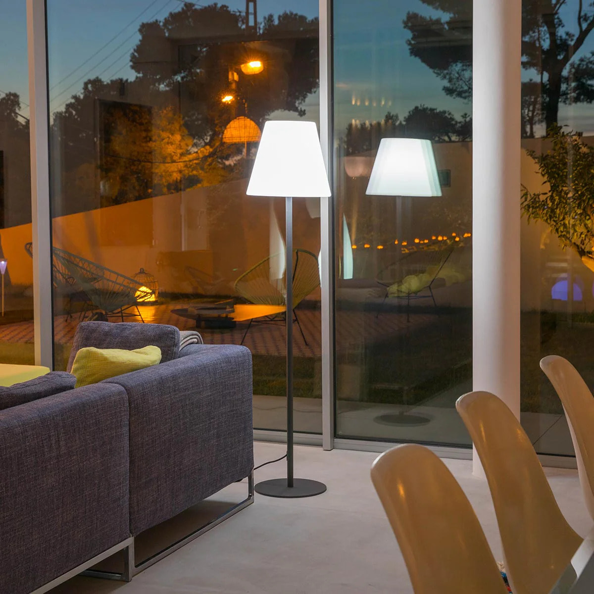 Lampadaire secteur STANDY E27 H150CM