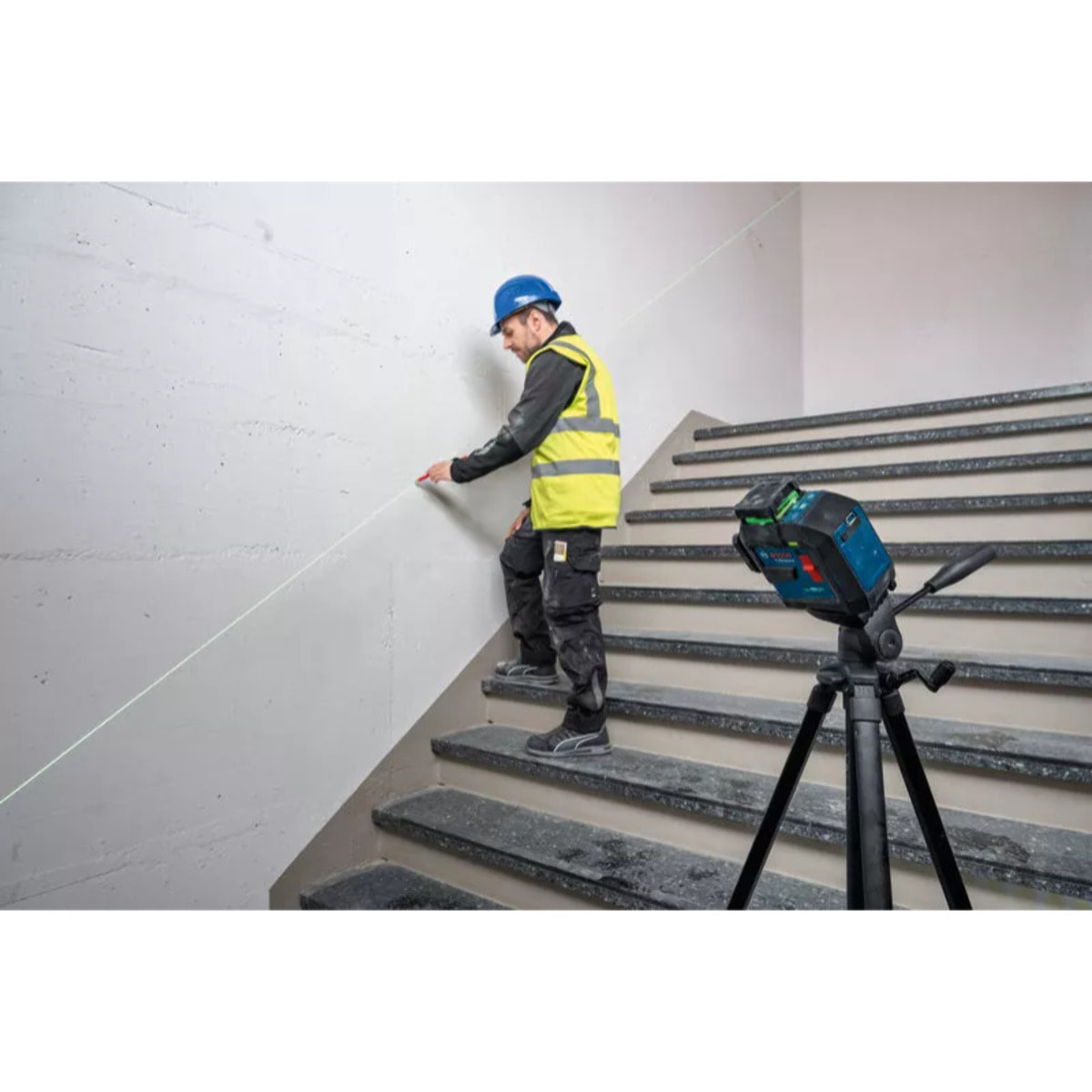 Laser lignes 3 plans GLL 80-33 G Professional + 1 Batterie BA 3.7V / 3.0 Ah XL - BOSCH - 601065501