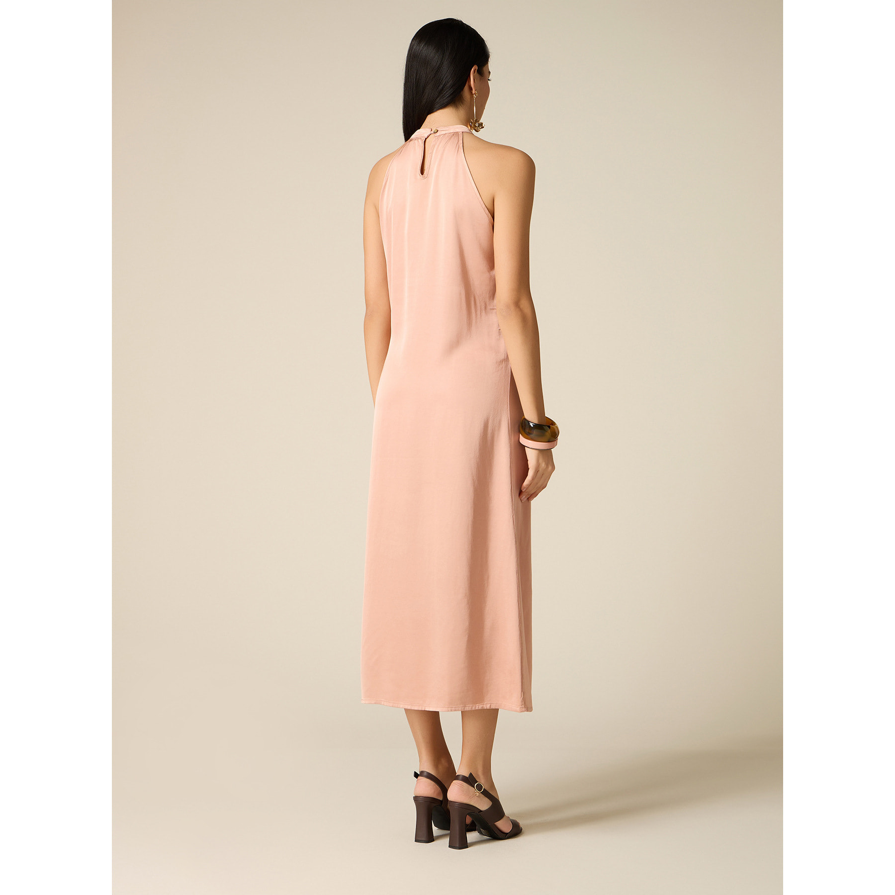 Oltre - Vestido largo de satén con volante - Rosa