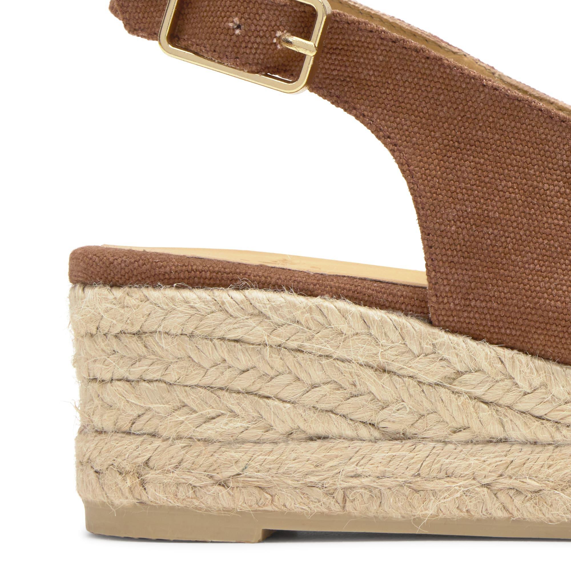 Alpargata de cuña 3 cm open toe en lona de algodón con punta cuadrada