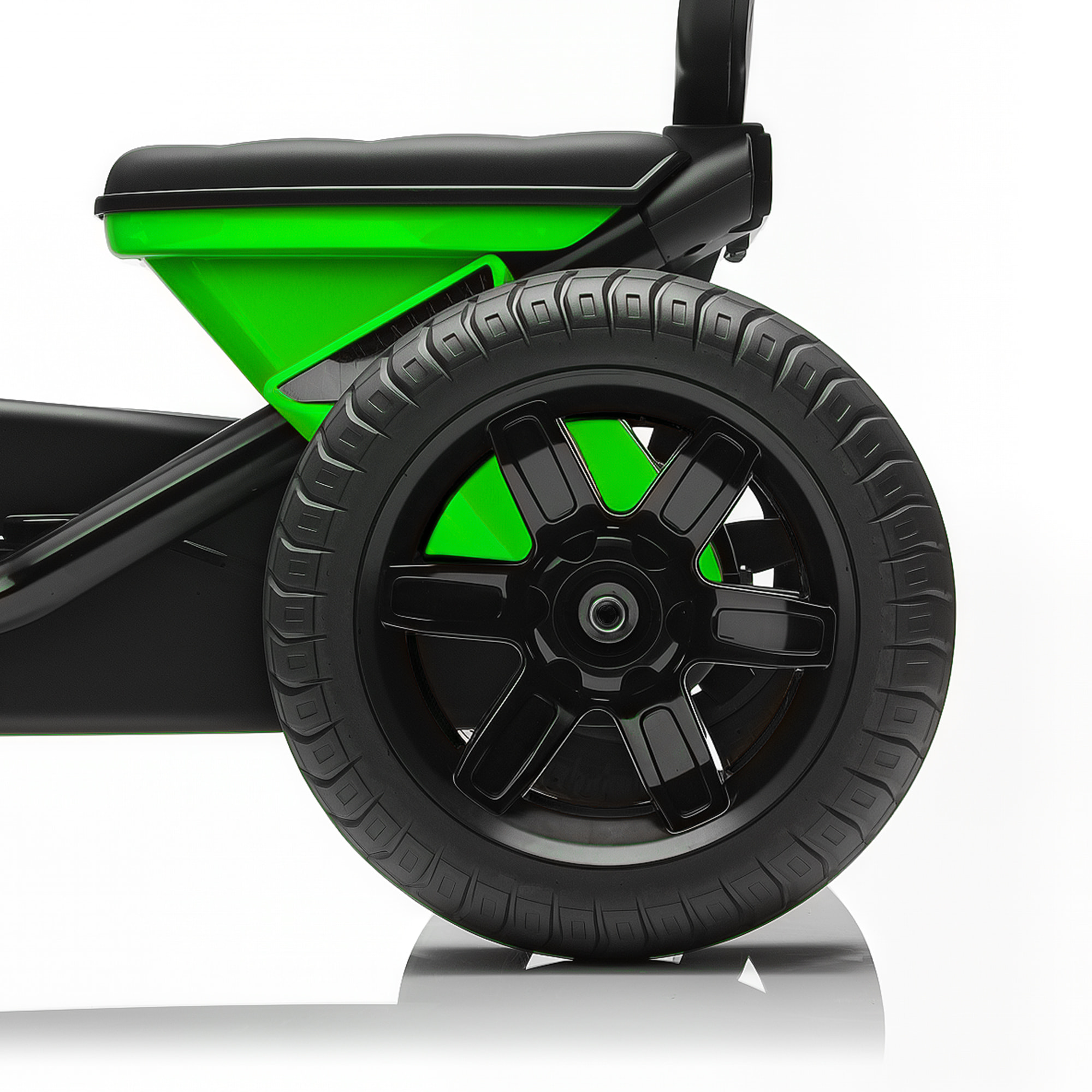 Kart à pédales enfant - Go Kart - carter chaine fermé - marche AV AR - métal plastique noir vert
