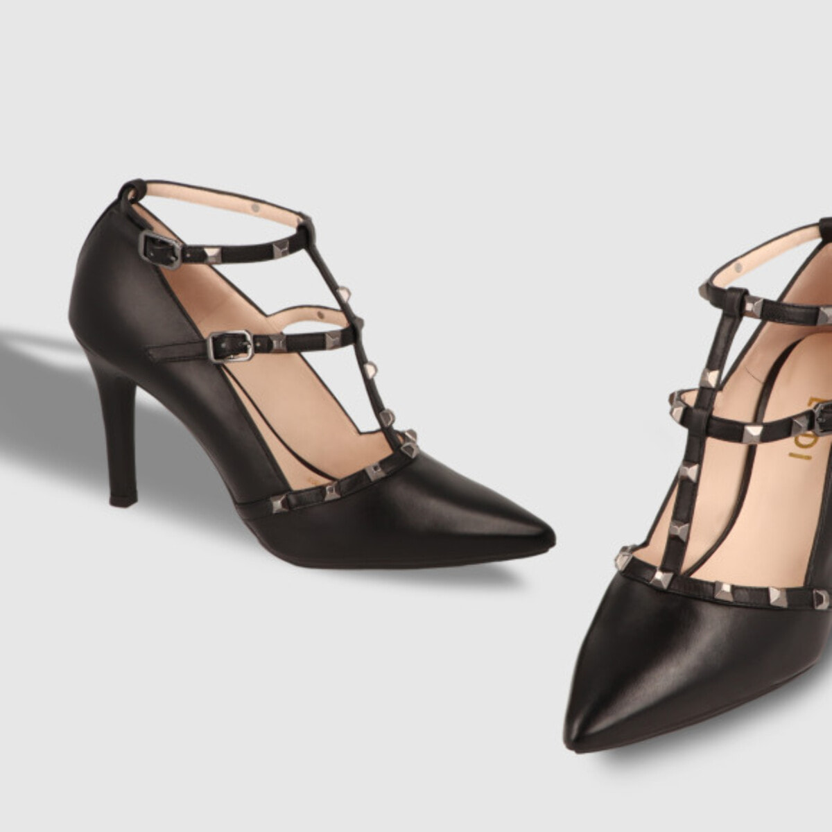 ZAPATOS DE SALÓN NEGROS REYERO-TP