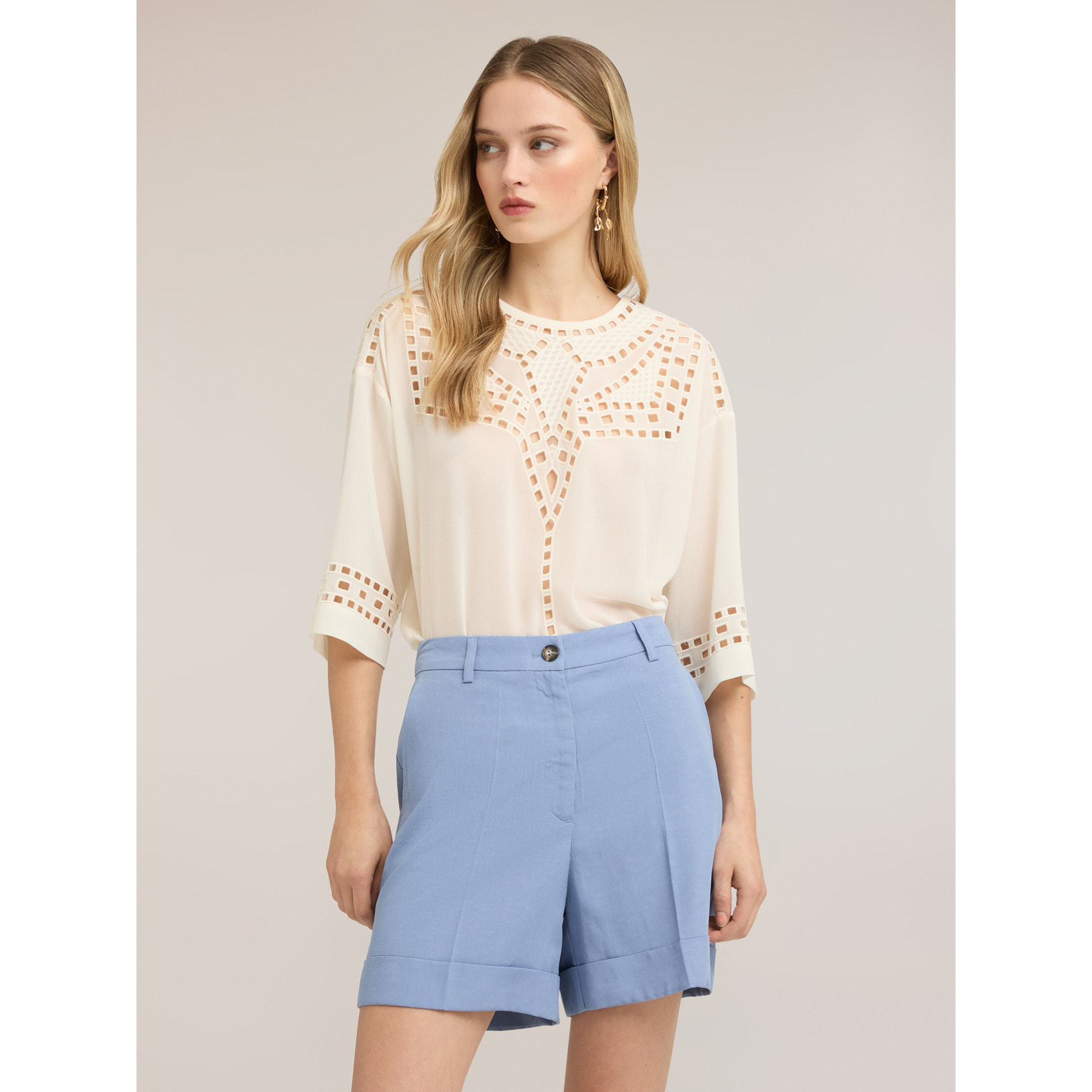 Motivi - Blusa de georgette con bordados ajouré - Beige
