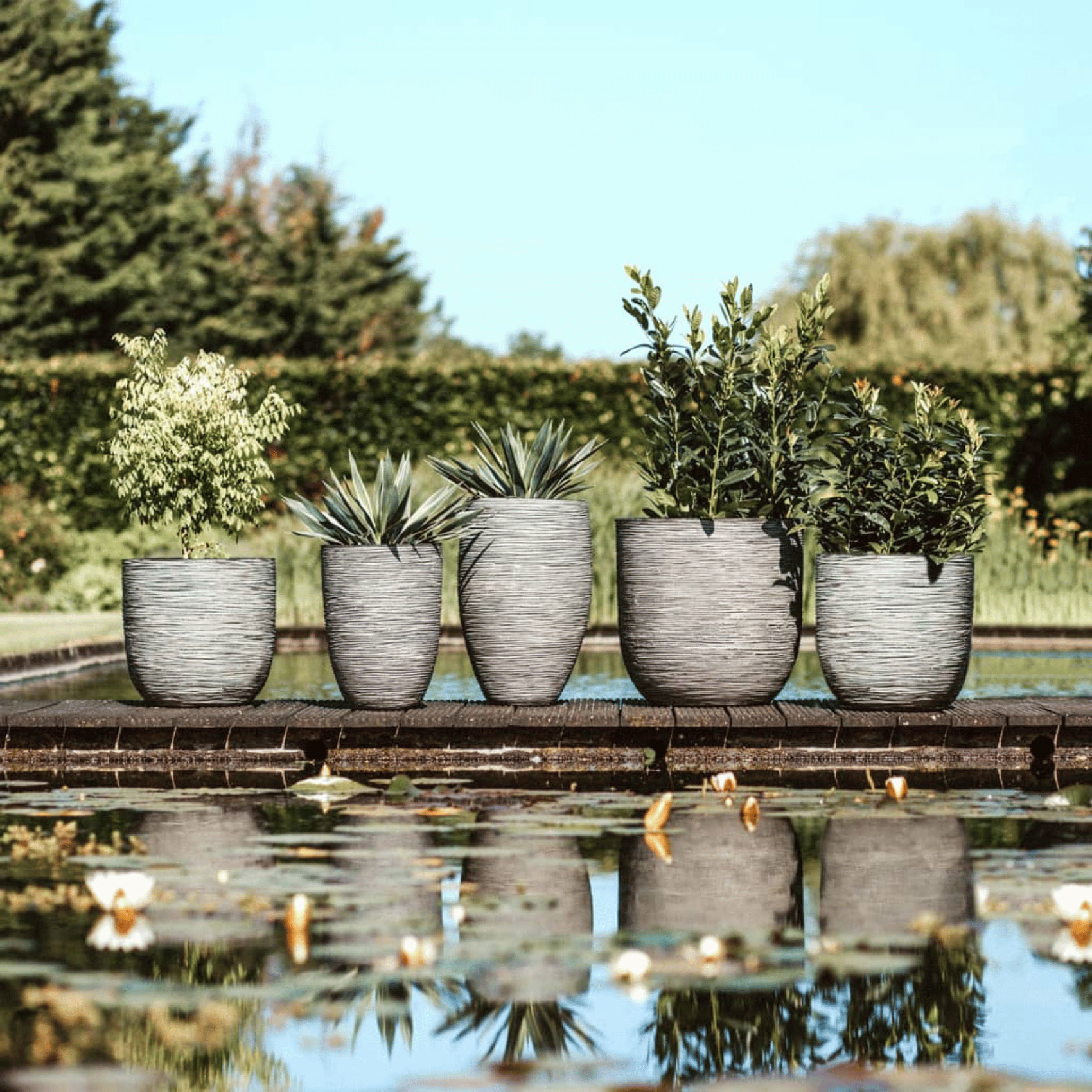 Jardinière extérieure à nervures - Gris anthracite