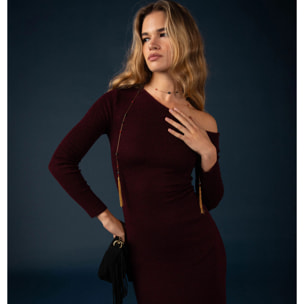 Vestido de punto con escote asimétrico de mujer