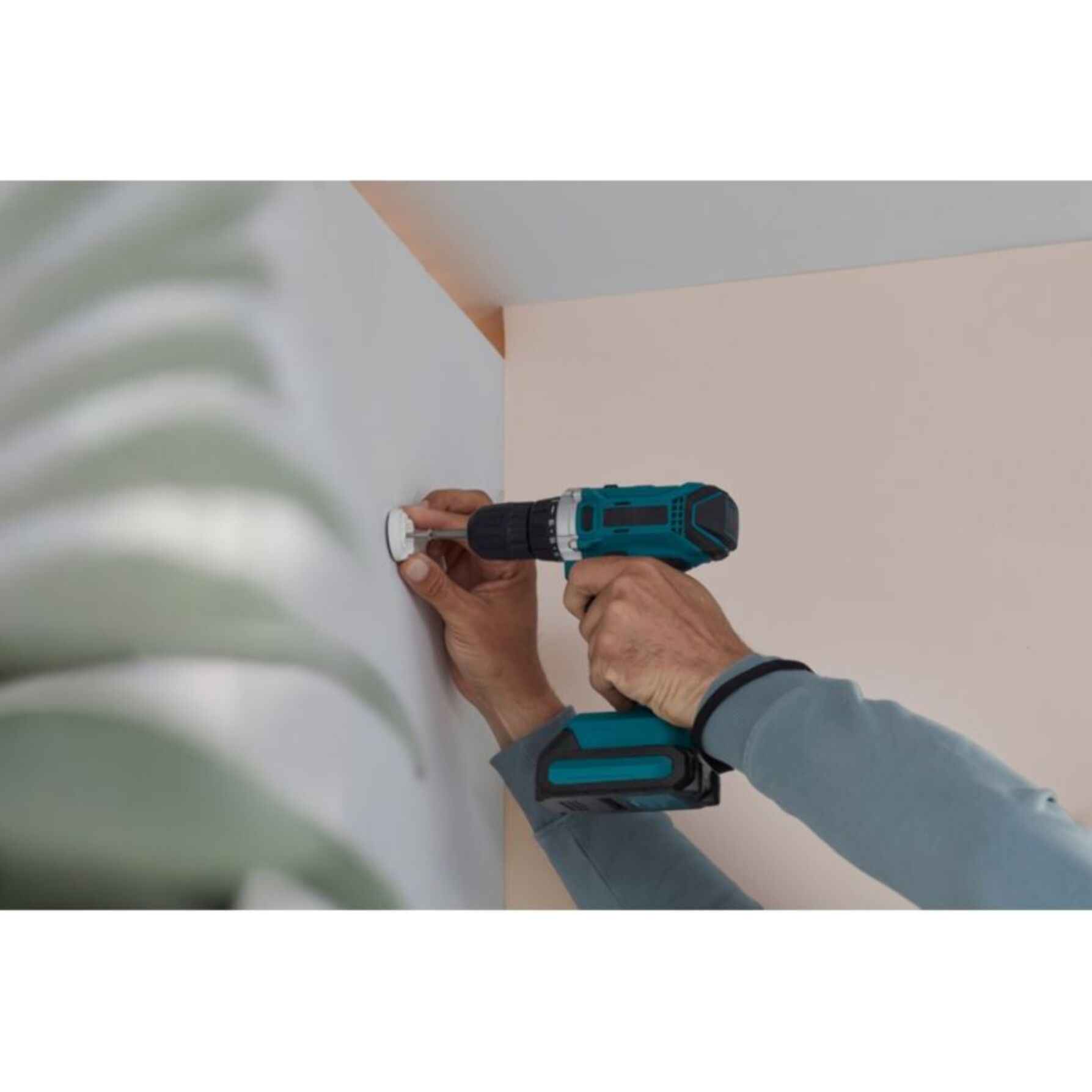 Caméra de surveillance PHILIPS HUE SECURE 2K filaire blanche