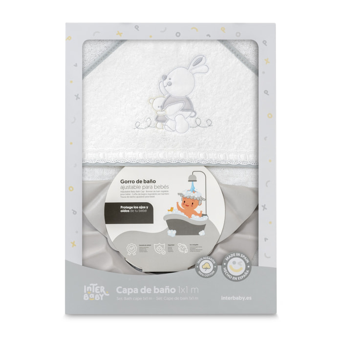 Capa Baño 1X1 Mod Conejitos Abrazos Pasacinta + Gorro Bco/Gris