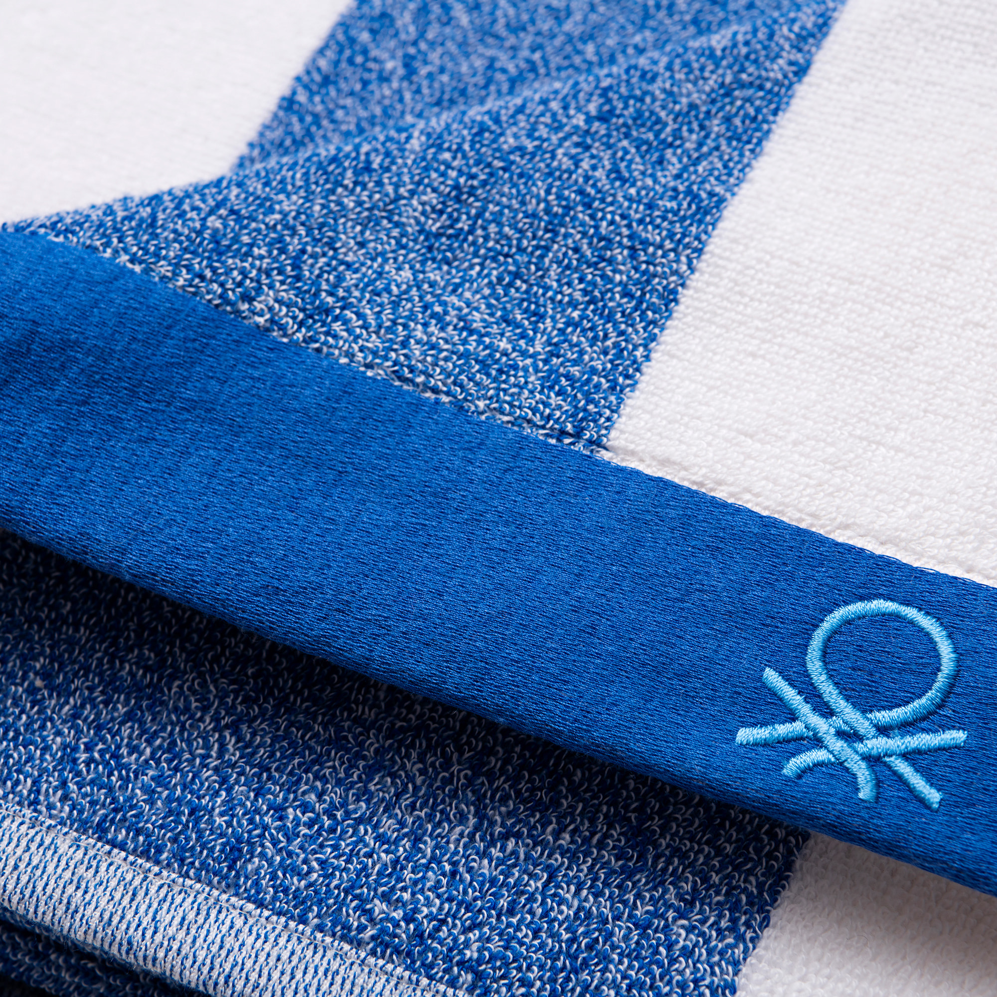 Set 2pc toalla de playa y mochila a juego benetton