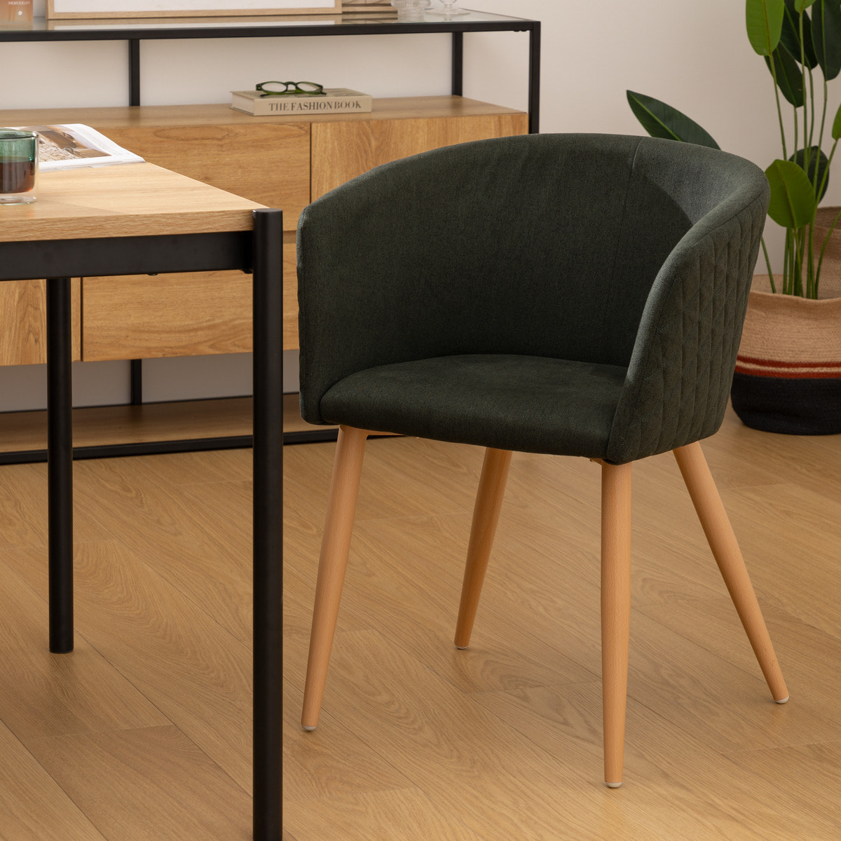 Fauteuil à dîner "Marlo" hêtre vert cèdre