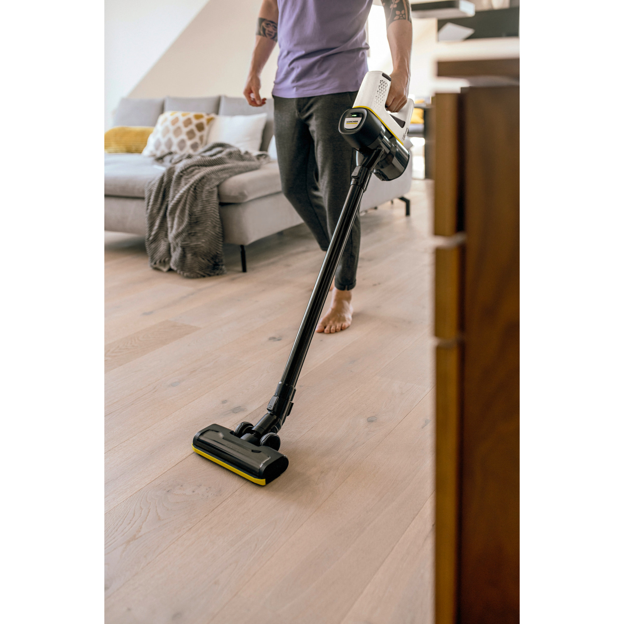 Aspirateur balai sans fil Karcher VC 4 Cordless myHome Blanc - Autonomie 30 min- Léger- Spécial Maison