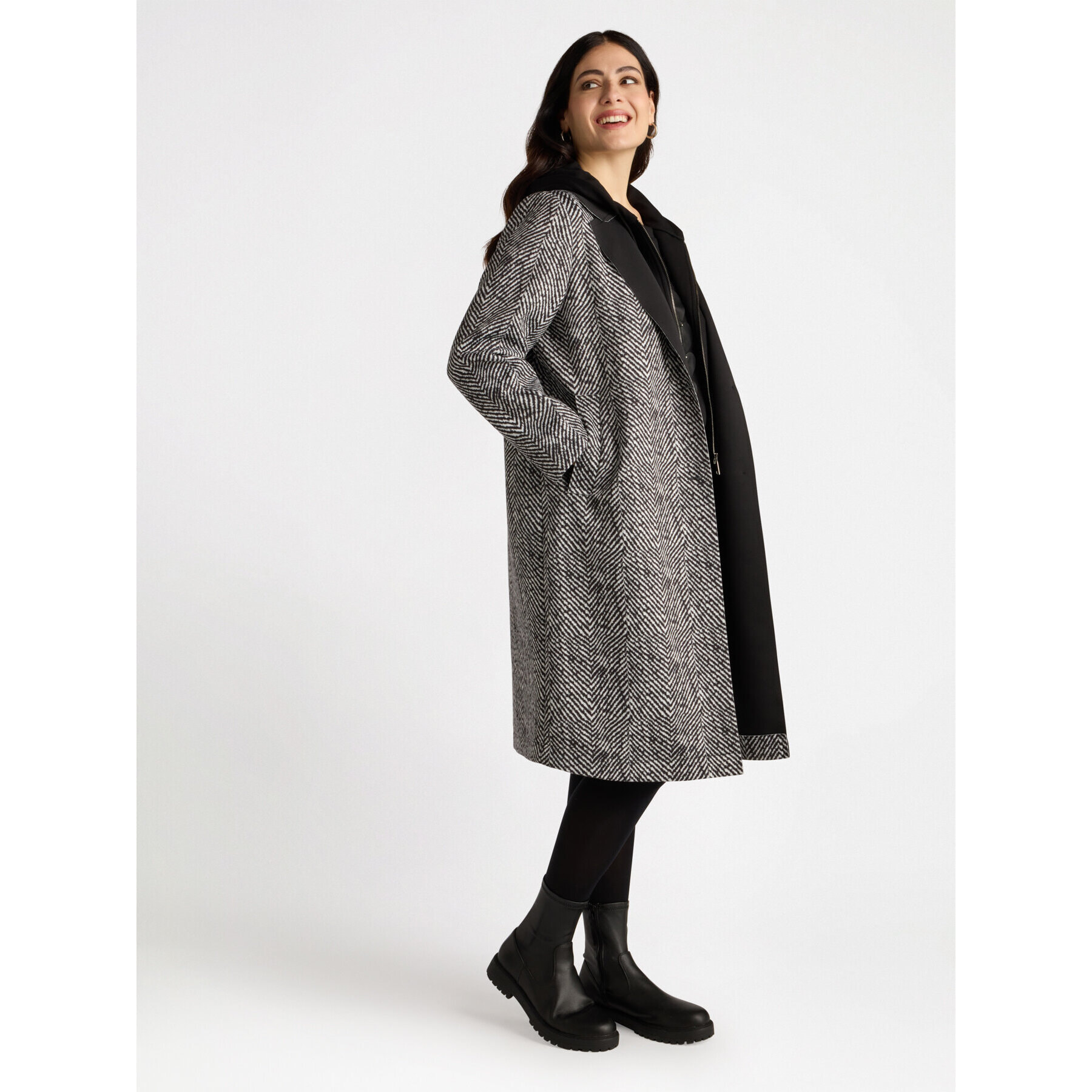 Fiorella Rubino - Cappotto in scuba con cappuccio - Nero