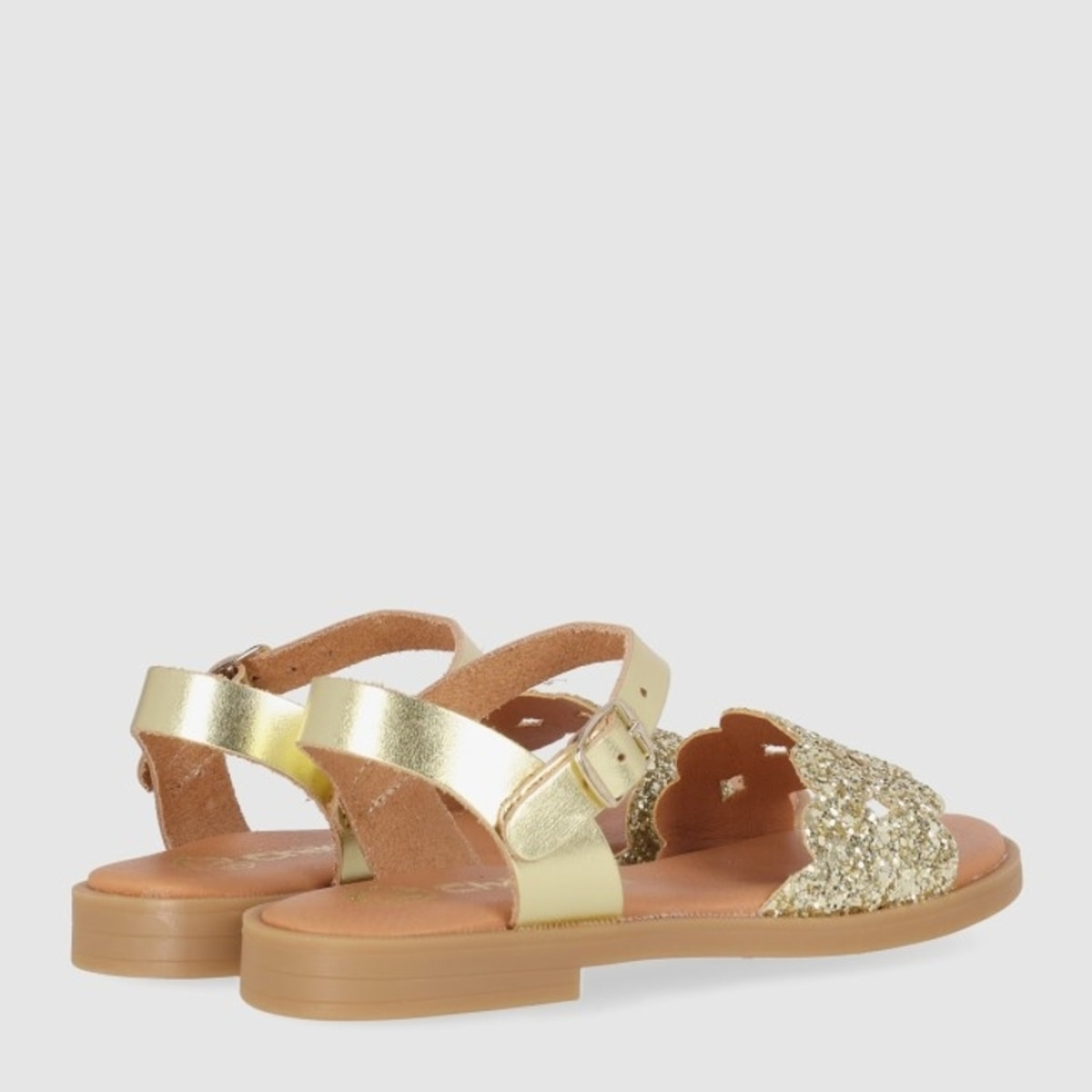 Sandalias de Piel - Oro - Tacón: Bajo