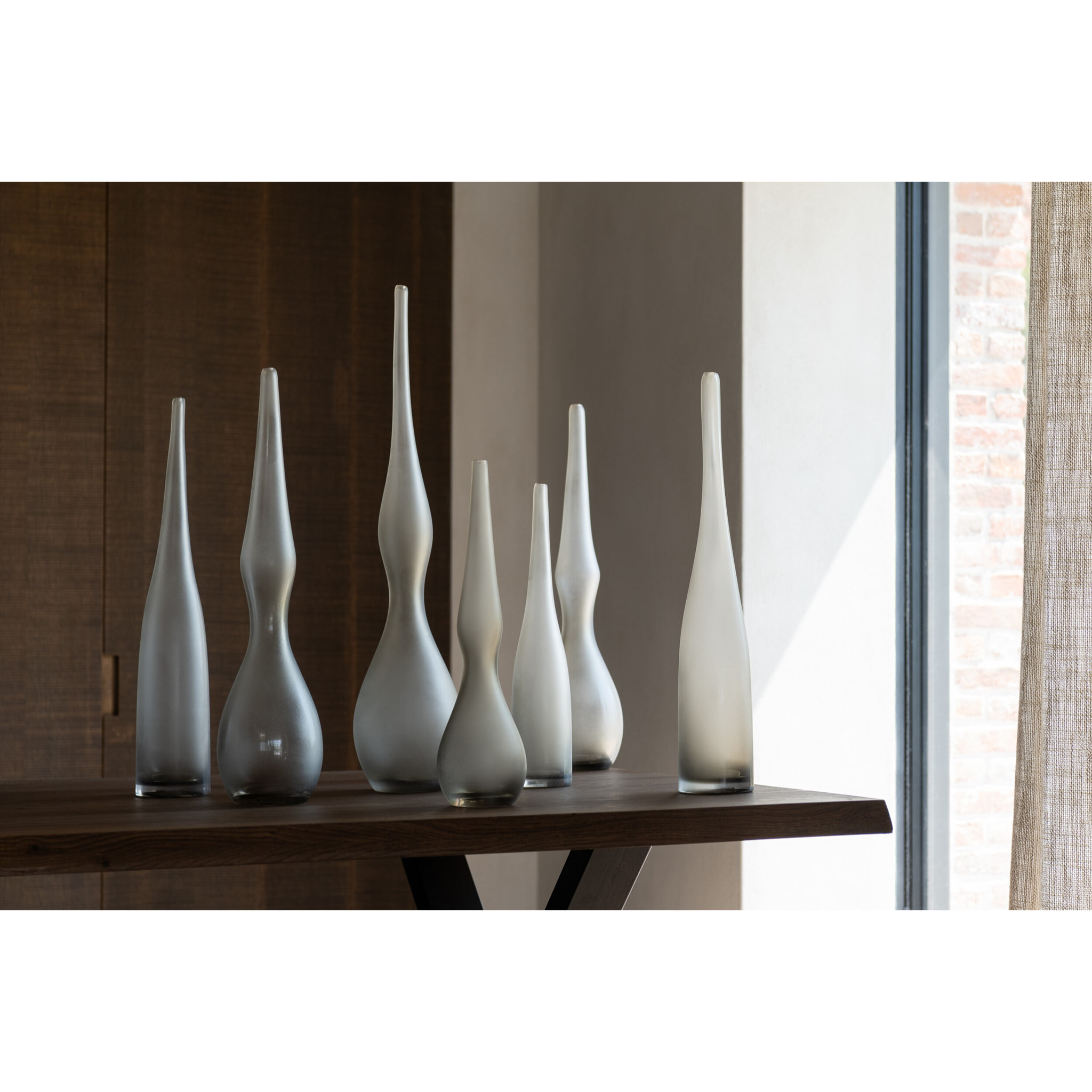 J-Line vase Yara Courbe Flute - verre - beige - 3 pièces - 64 cm de hauteur