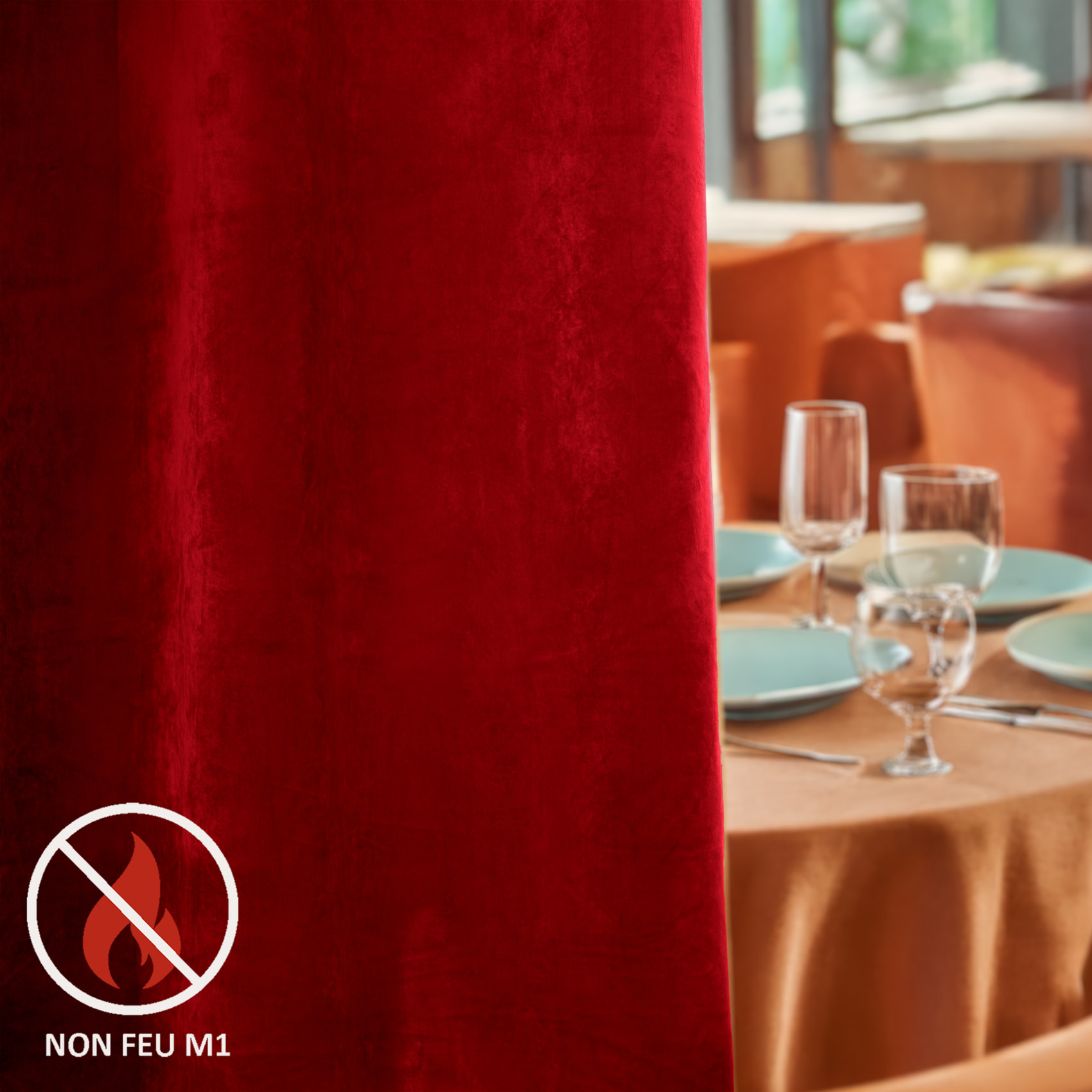 Rideau Ignifugé  M1 en velours premium - Rouge