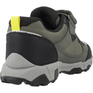 Zapatillas Niño de la marca GEOX  modelo J MAGNETAR VERDE