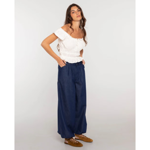 Blusa de mujer con nido de abeja y escote Bardot