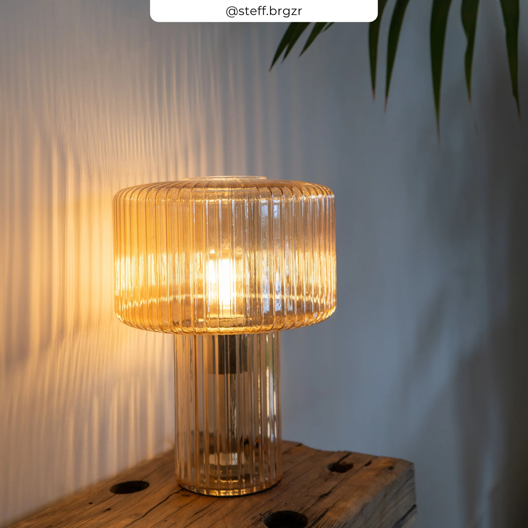 Lampe en verre cannelé - Verra