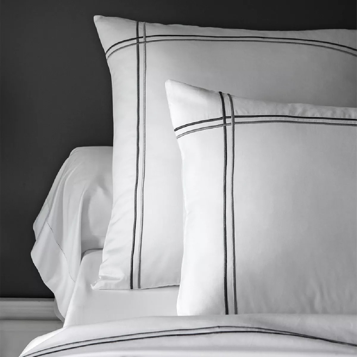 Housse de couette satin de coton jeu d'unis blanc Palais chic gris