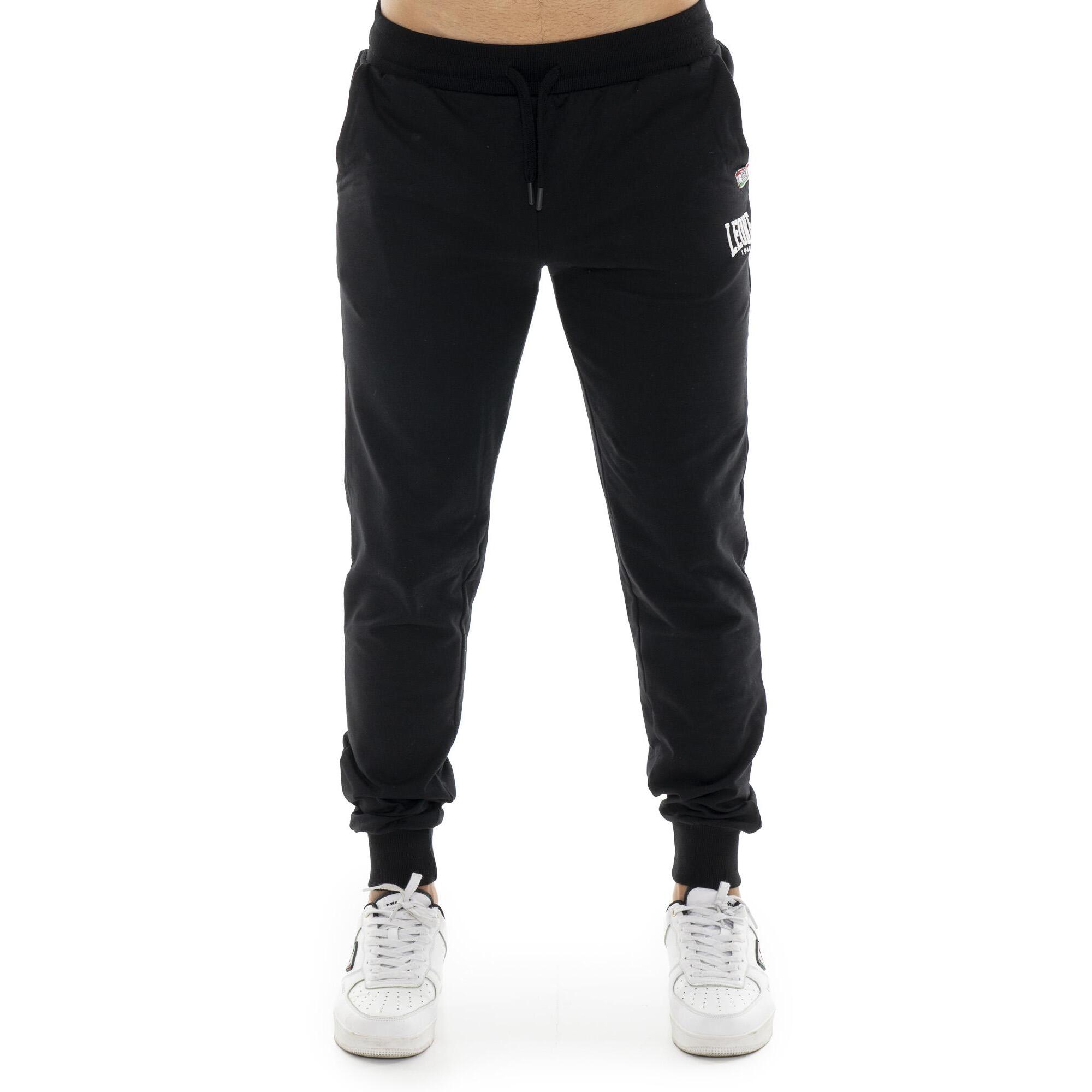 Pantalón de deporte de invierno para hombre con pequeño logo "Basic" en el puño