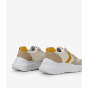 Zapatillas beige con cordones