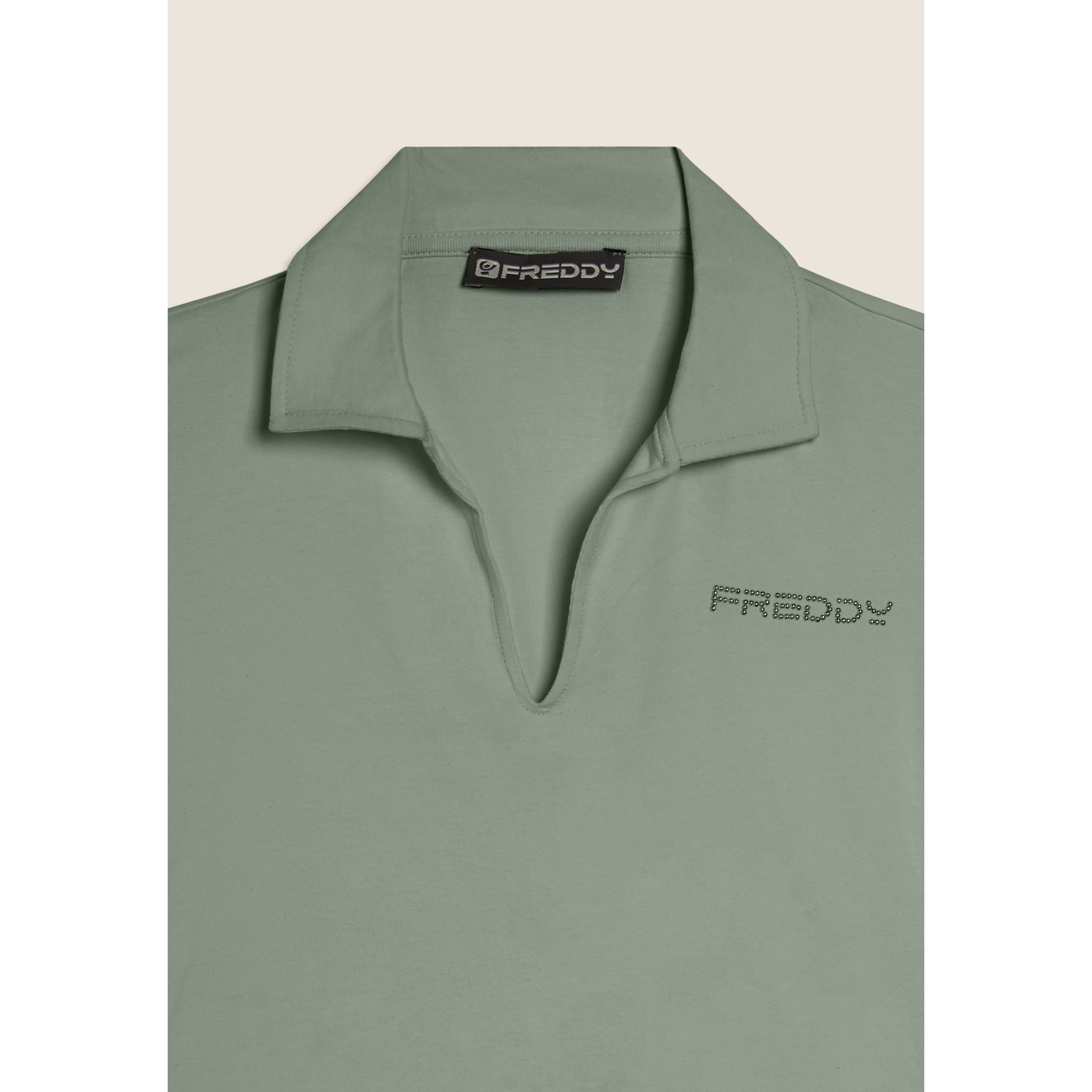 T-shirt Manica Corta con Scollo a V e Collo a Camicia